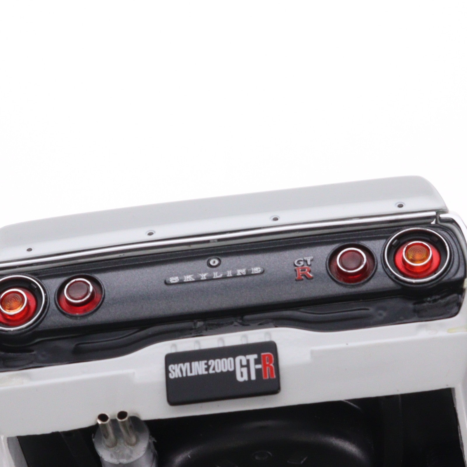 【中古即納】[MDL] 1/18 日産スカイライン GT-R ケン&メリー Fスポイラー・RSワタナベホイル ホワイト 完成品 ミニカー(K08254W) 京商(20150227)