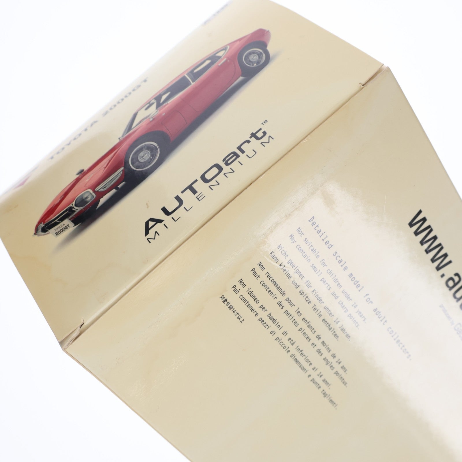 【中古即納】[MDL] MILLENNIUM 1/18 TOYOTA 2000GT COUPE(レッド) アップグレードバージョン 完成品 ミニカー(78746) AutoArt(オートアート)(20100331)
