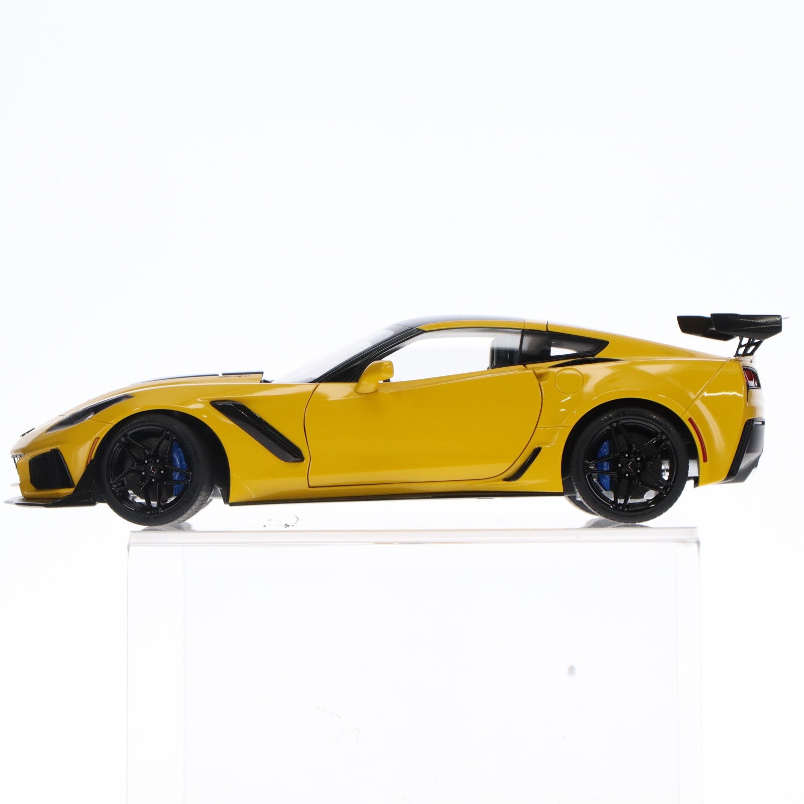 【中古即納】[MDL] オートアート・コンポジットモデルシリーズ 1/18 シボレー コルベット (C7) ZR1(イエロー) 完成品 ミニカー(71278) AUTOart(オートアート)(20240519)