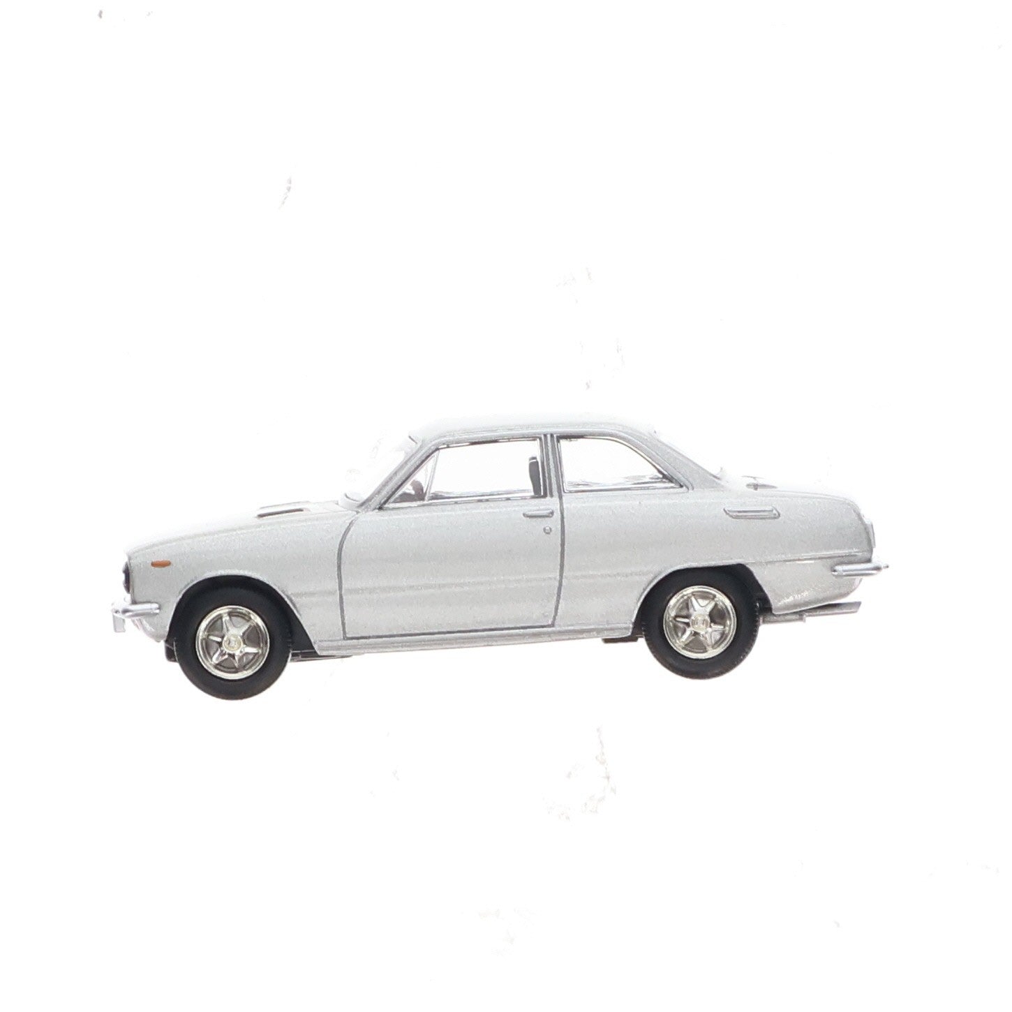 【中古即納】[MDL] トミカリミテッドヴィンテージ 1/64 TLV-140b いすず ベレット 1800GTN 72年式(シルバー) 完成品 ミニカー(272182) TOMYTEC(トミーテック)(20140308)