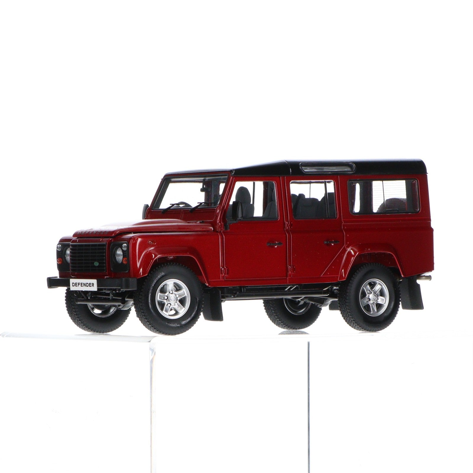 【中古即納】[MDL] 1/18 ランドローバー ディフェンダー 110 RHD(レッドメタリック) 完成品 ミニカー(CDG084) Century Dragon(センチュリードラゴン)(20150131)
