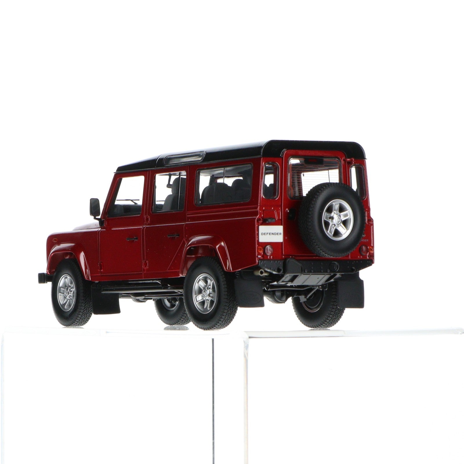 【中古即納】[MDL] 1/18 ランドローバー ディフェンダー 110 RHD(レッドメタリック) 完成品 ミニカー(CDG084) Century Dragon(センチュリードラゴン)(20150131)