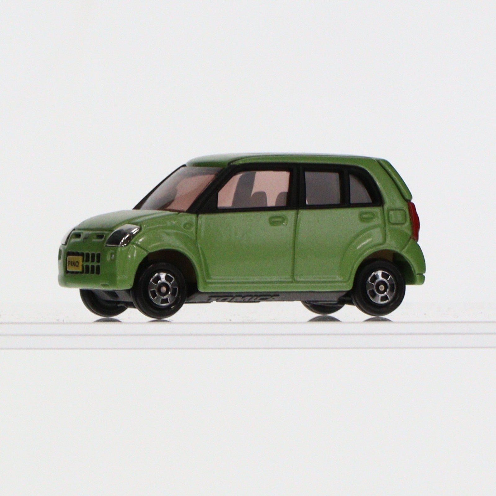 【中古即納】[MDL] トミカ No.8 1/57 日産 ピノ(グリーン/赤箱/ベトナム製) 完成品 ミニカー タカラトミー(19991231)
