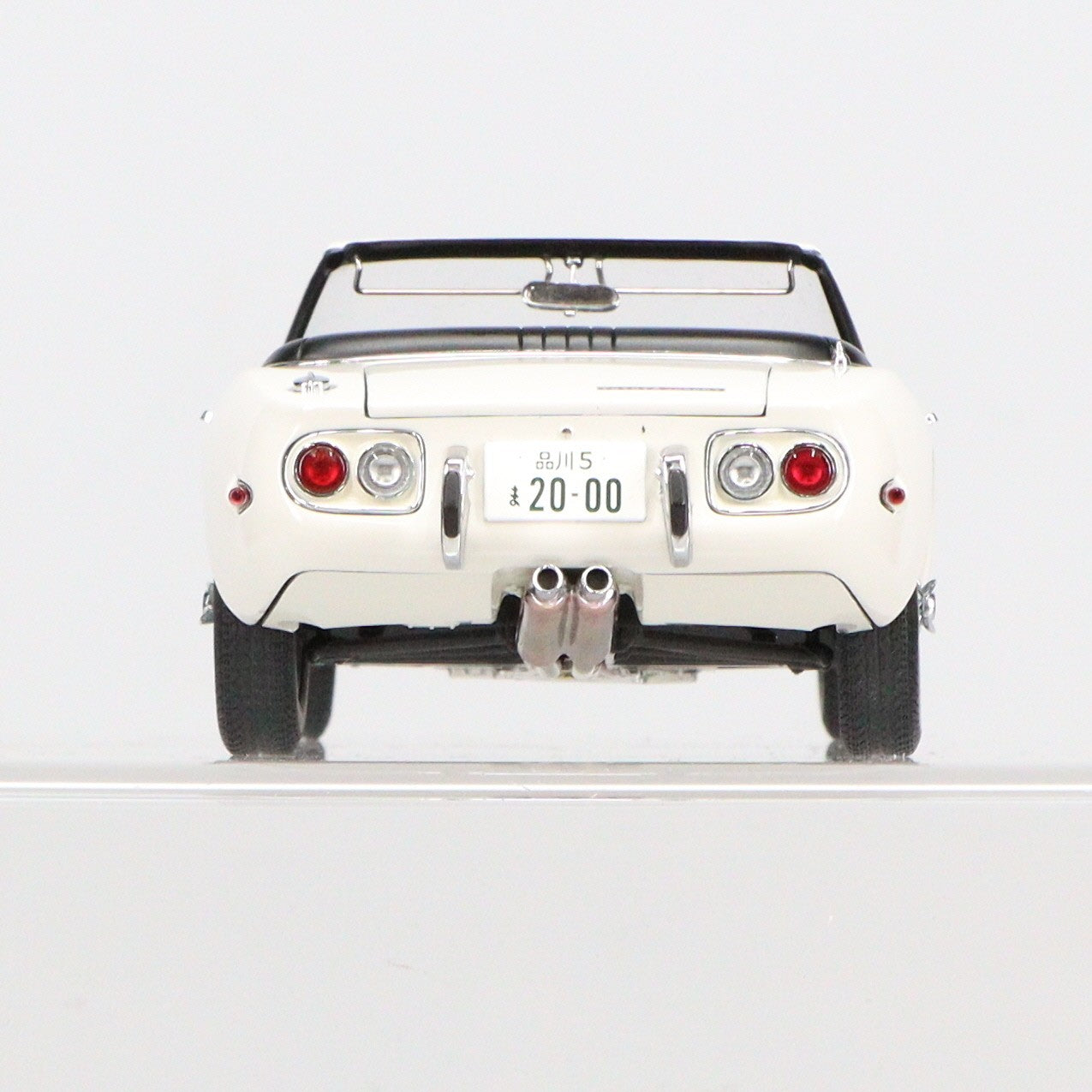 【中古即納】[MDL] 1/18 トヨタ2000GT CABRIO(カブリオレ) JAMES BOND VERSION(WHITE) YOU ONLY LIVE TWICE 007は二度死ぬ 完成品 ミニカー(78731) AutoArt(オートアート)(20020420)