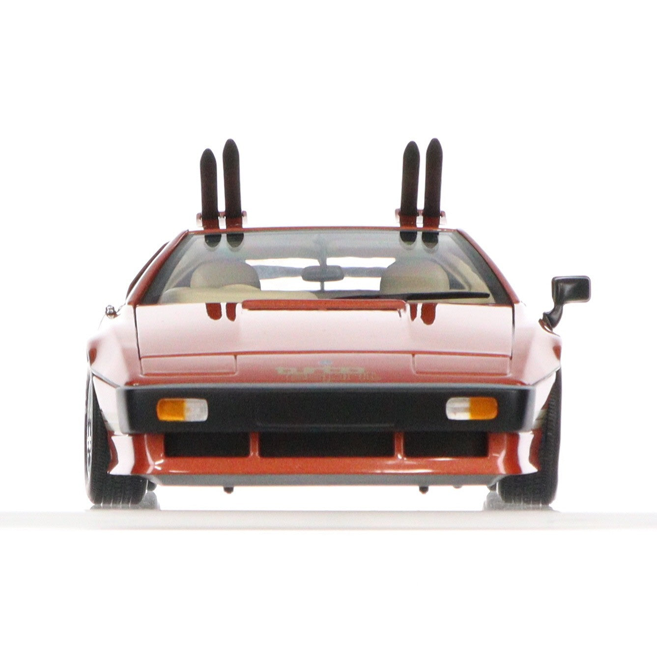 【中古即納】[MDL] 1/18 LOTUS ESPRIT TURBO(ロータス エスプリ ターボ) JAMES BOND(メットレッド) FOR YOUR EYES ONLY 007/ユア・アイズ・オンリー 完成品 ミニカー(70060) AutoArt(オートアート)(20001231)