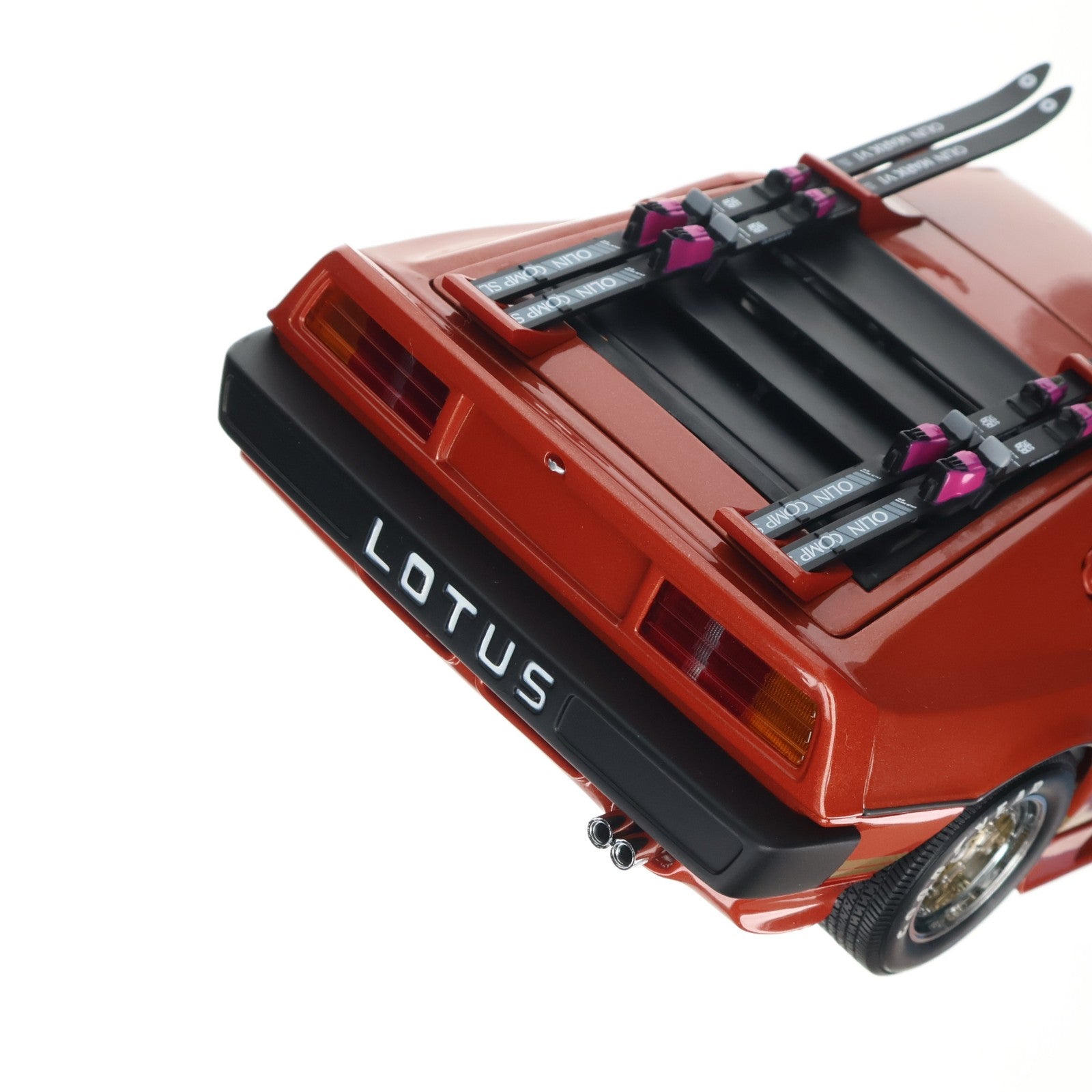 【中古即納】[MDL] 1/18 LOTUS ESPRIT TURBO(ロータス エスプリ ターボ) JAMES BOND(メットレッド) FOR YOUR EYES ONLY 007/ユア・アイズ・オンリー 完成品 ミニカー(70060) AutoArt(オートアート)(20001231)