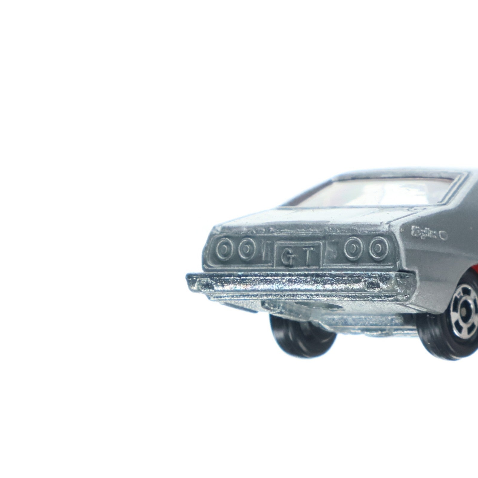 【中古即納】[MDL] トミカ No.61 1/65 ニッサン スカイライン 2000GT-E・S(シルバー/黒箱/日本製) 完成品 ミニカー トミー(19991231)