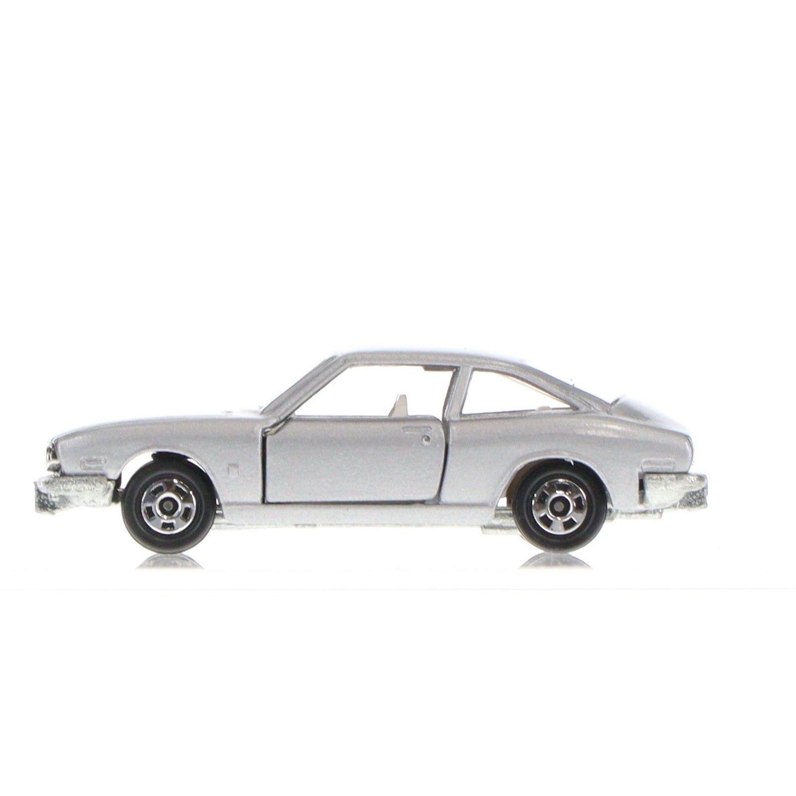【中古即納】[MDL] トミカ 1/62 ISUZU 117 COUPE 1800XE(シルバー) イイノ特注モデル 完成品 ミニカー トミー(19980331)