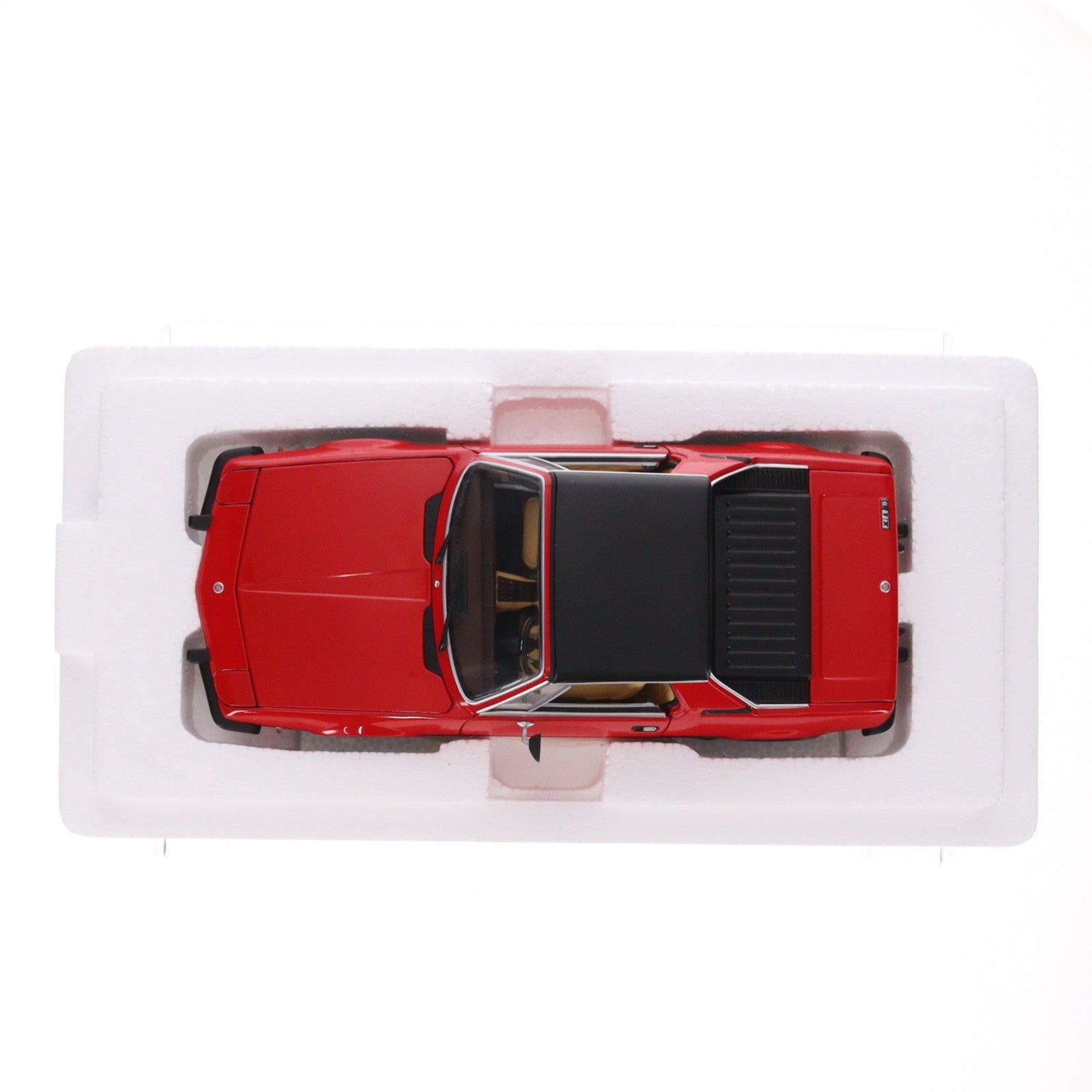 【中古即納】[MDL] 1/18 FIAT(フィアット) X1/9 1974(レッド) 完成品 ミニカー(100121660) MINICHAMPS(ミニチャンプス)(19991231)