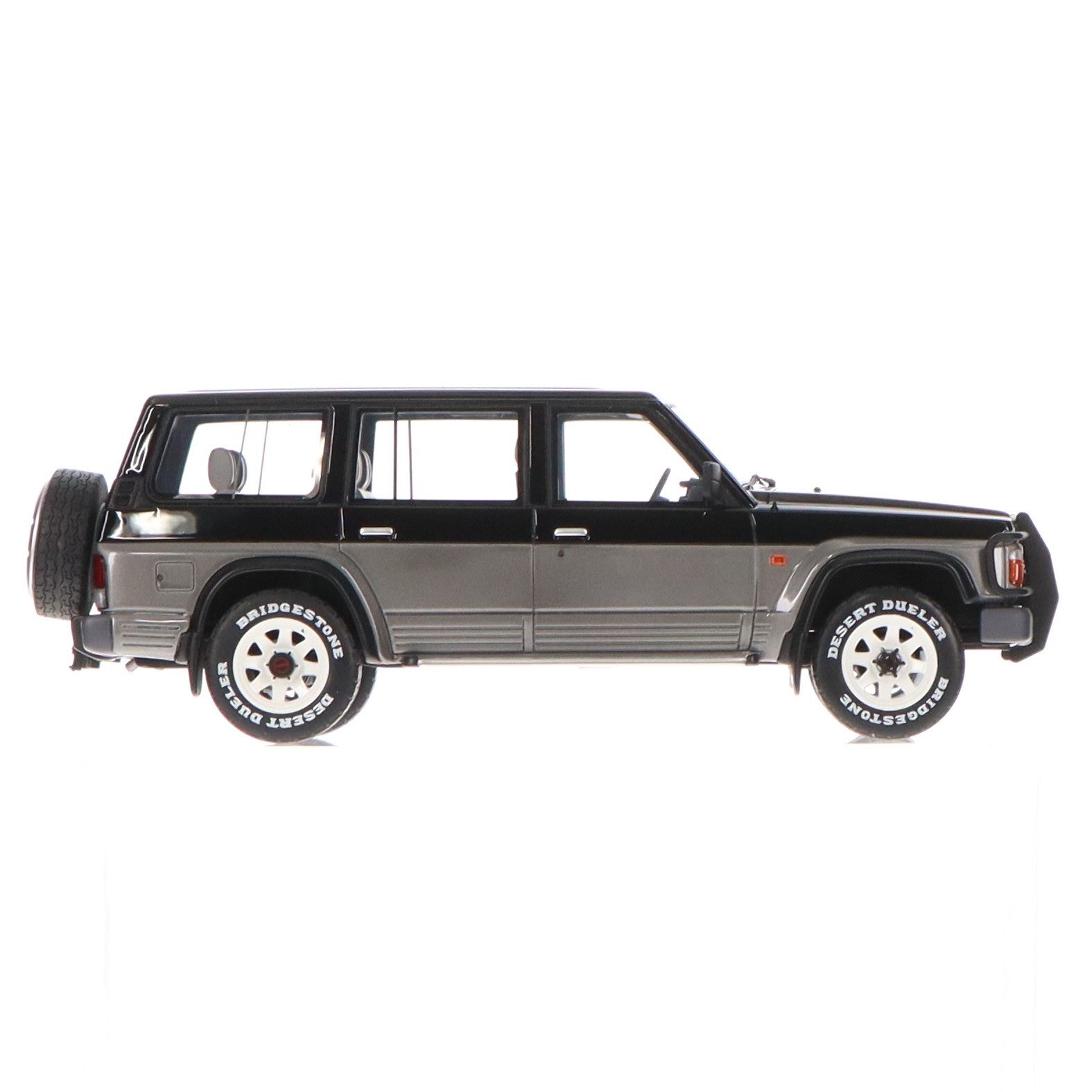 【中古即納】[MDL] 1/18 日産パトロール GR Y60 1992 Graphite Grey KH2 / Black 完成品 ミニカー(OT993) OttO mobile(オットーモビル)(20230528)