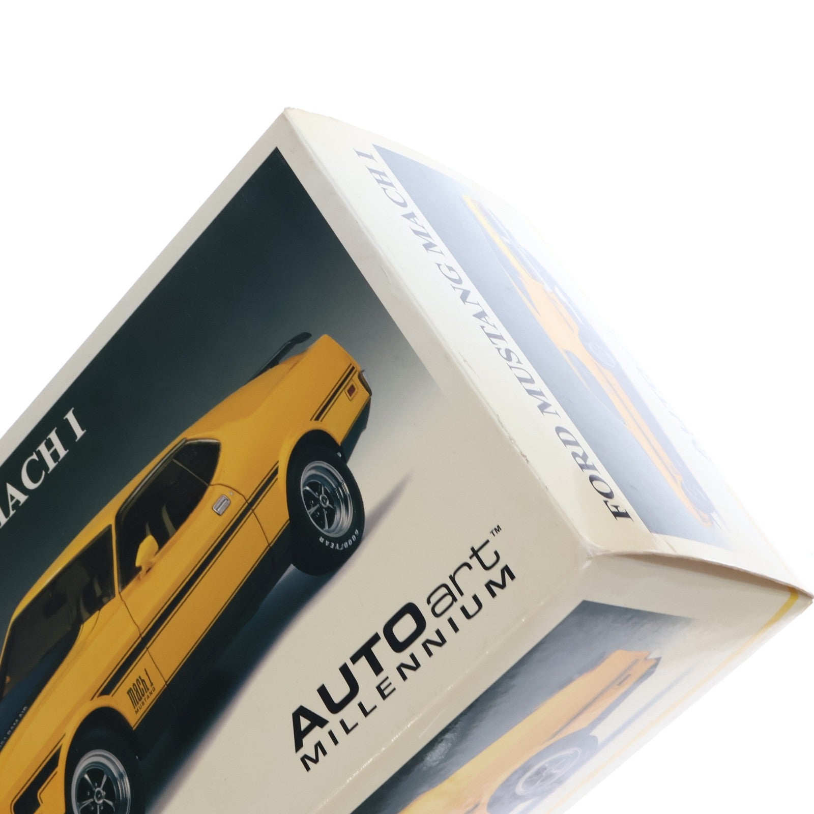 【中古即納】[MDL] MILLENNIUM 1/18 FORD MUSTANG MACH I(フォード マスタング マッハ1) FASTBACK 1971(イエロー) 完成品 ミニカー(72821) AUTOart(オートアート)(20030731)