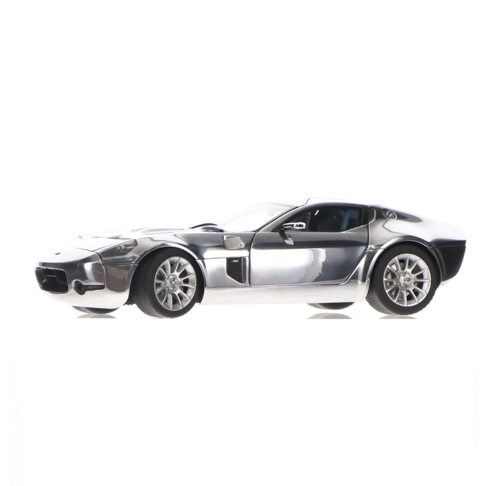 【中古即納】[MDL] 1/18 FORD SHELBY(フォード シェルビー) GR-1 CONCEPT(アルミニウム) 完成品 ミニカー(73071) AUTOart(オートアート)(20091130)