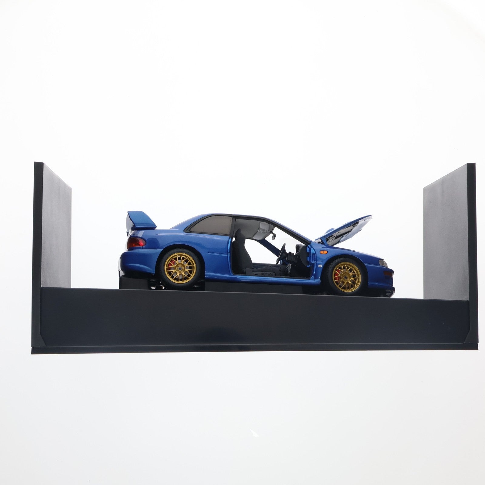 【中古即納】[MDL] PERFORMANCE 1/18 SUBARU IMPREZA(スバル インプレッサ) 22B(ブルー) 完成品 ミニカー(78601) AUTOart(オートアート)(20011231)