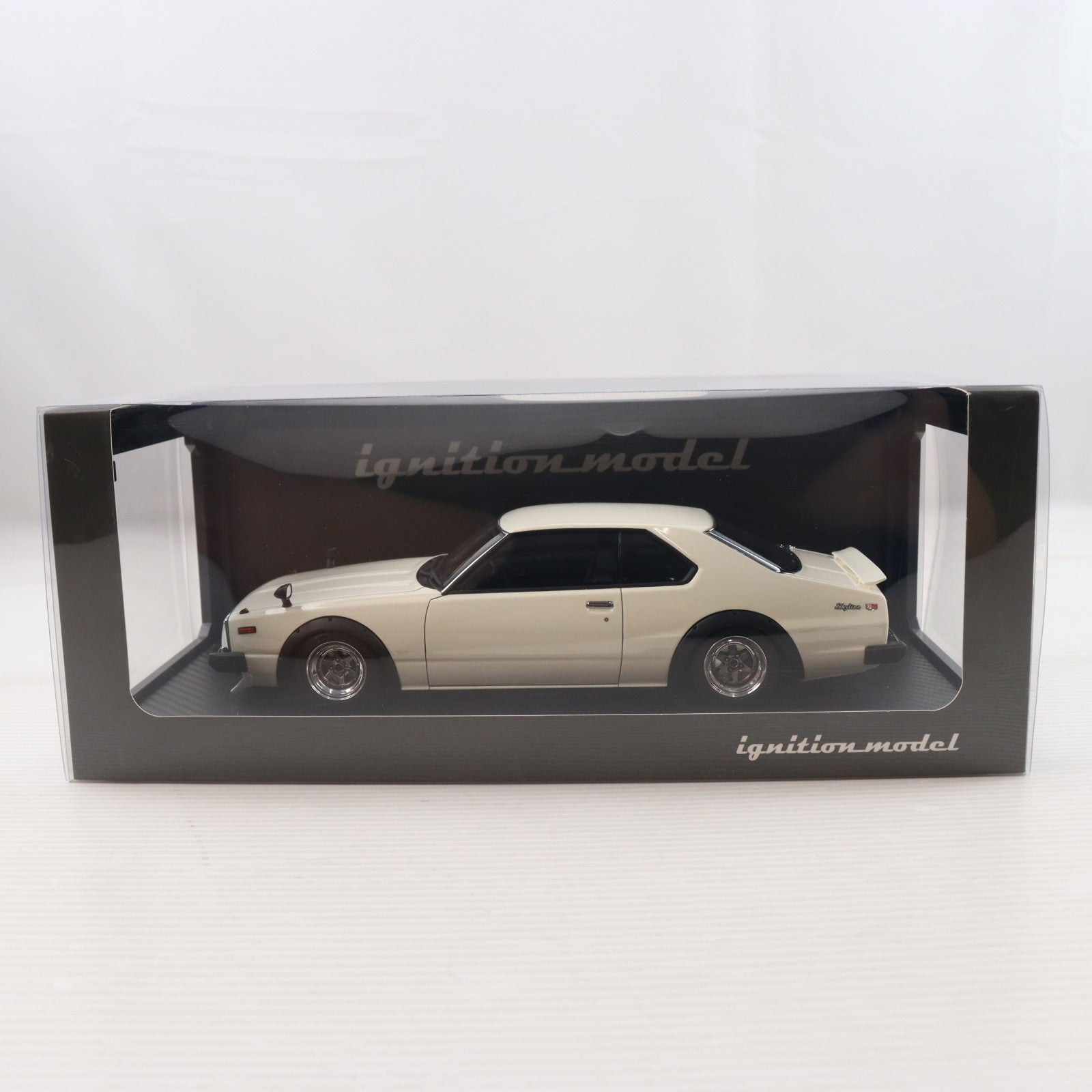 【中古即納】[MDL] 1/18 Nissan Skyline(スカイライン) 2000 Turbo GT-ES C211(ホワイト) 完成品 ミニカー(IG1095) ignition model(イグニッションモデル)(20180504)