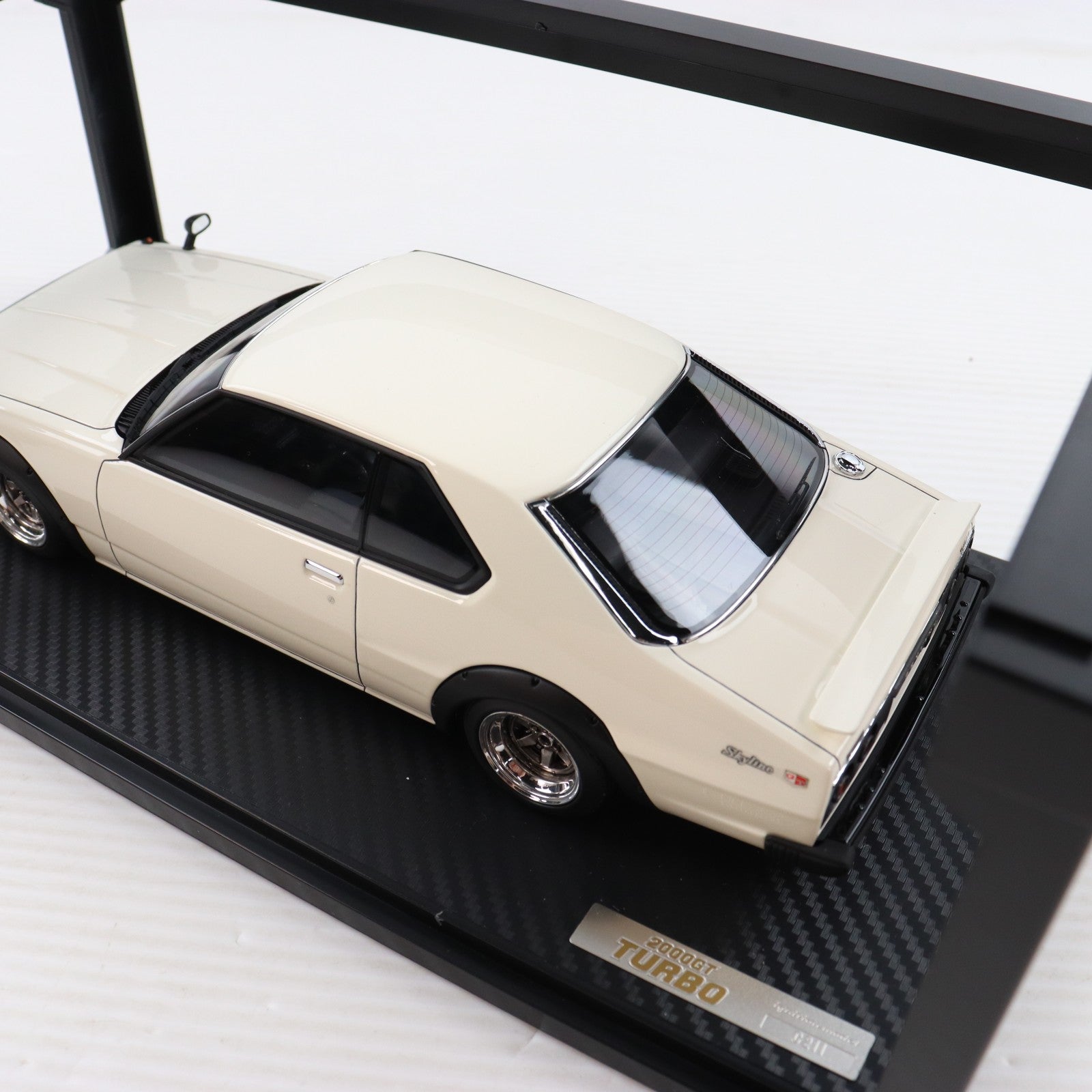 【中古即納】[MDL] 1/18 Nissan Skyline(スカイライン) 2000 Turbo GT-ES C211(ホワイト) 完成品 ミニカー(IG1095) ignition model(イグニッションモデル)(20180504)