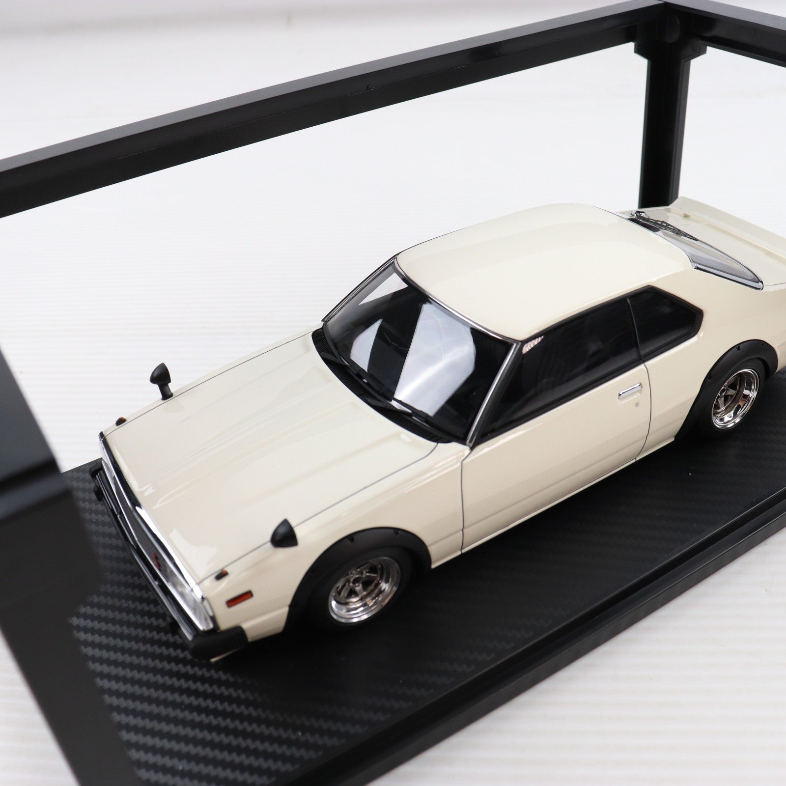 【中古即納】[MDL] 1/18 Nissan Skyline(スカイライン) 2000 Turbo GT-ES C211(ホワイト) 完成品 ミニカー(IG1095) ignition model(イグニッションモデル)(20180504)