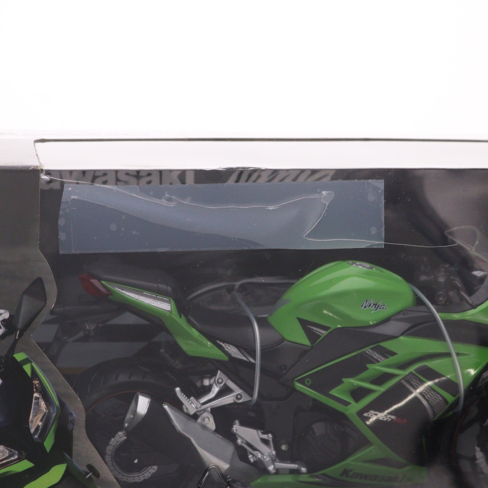 【中古即納】[MDL] 1/12 完成品バイクシリーズ Kawasaki Ninja250 SE(ライムグリーン) 完成品 ミニカー(080894) アオシマ(20141126)