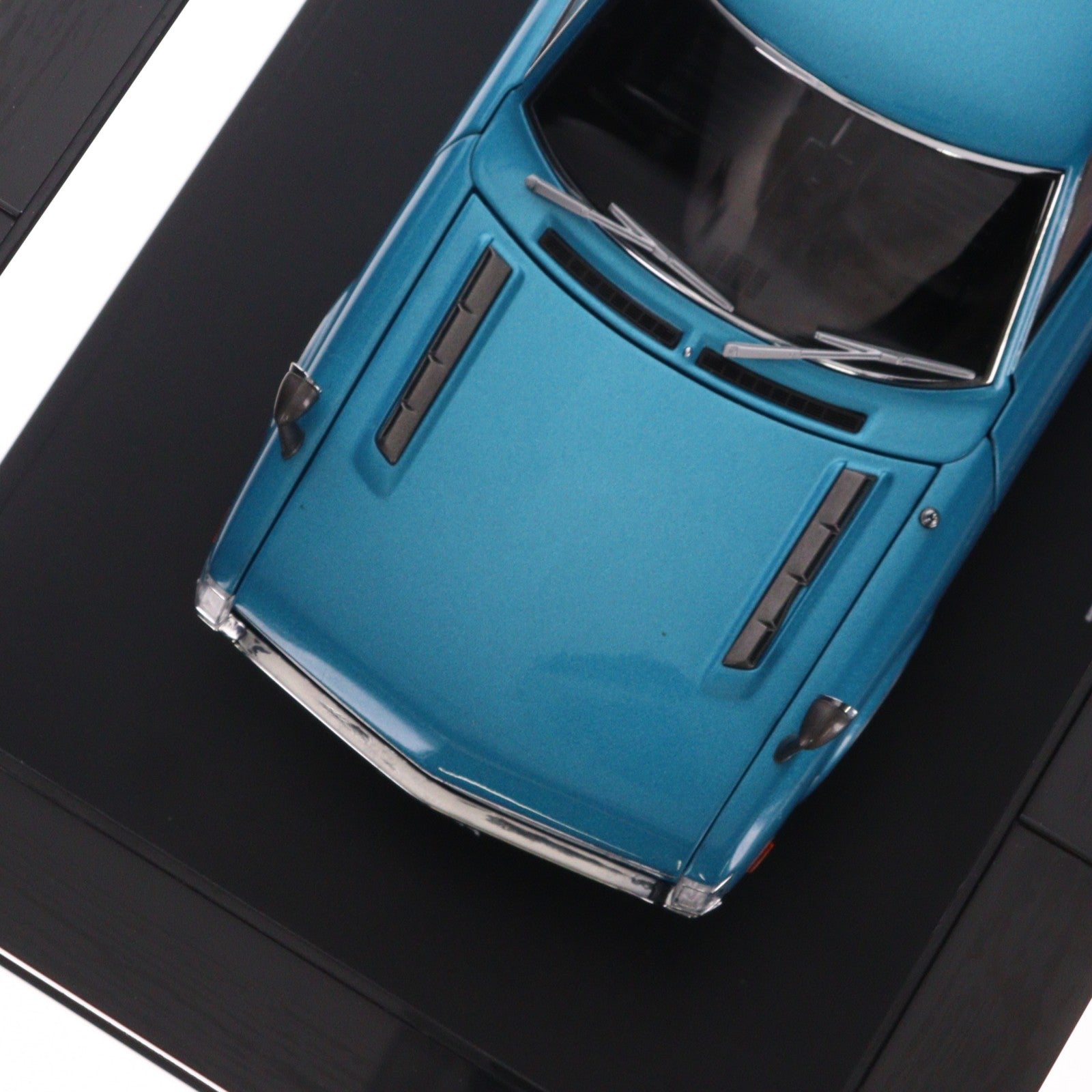 【中古即納】[MDL] 1/18 トヨタ セリカ 1600GT ブルー 完成品 ミニカー(787825) AUTOart(オートアート)(20060920)