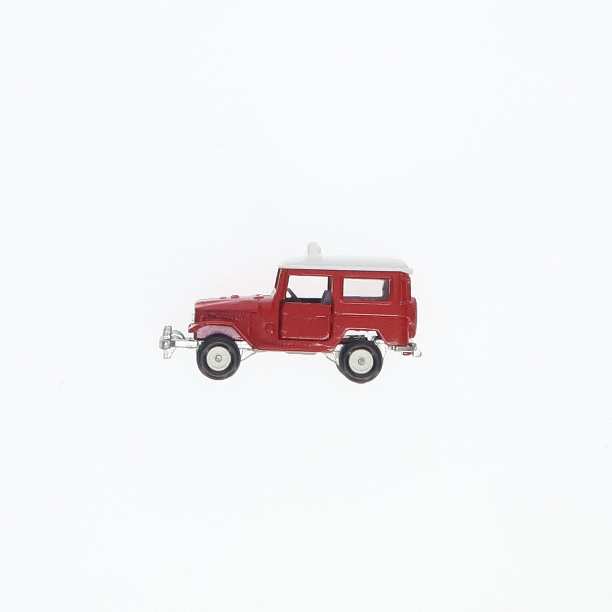 【中古即納】[MDL] トミカ No.2 1/60 トヨタ ランドクルーザー(レッド×ホワイト/黒箱/12Cホイール/日本製) 完成品 ミニカー トミー(19750528)