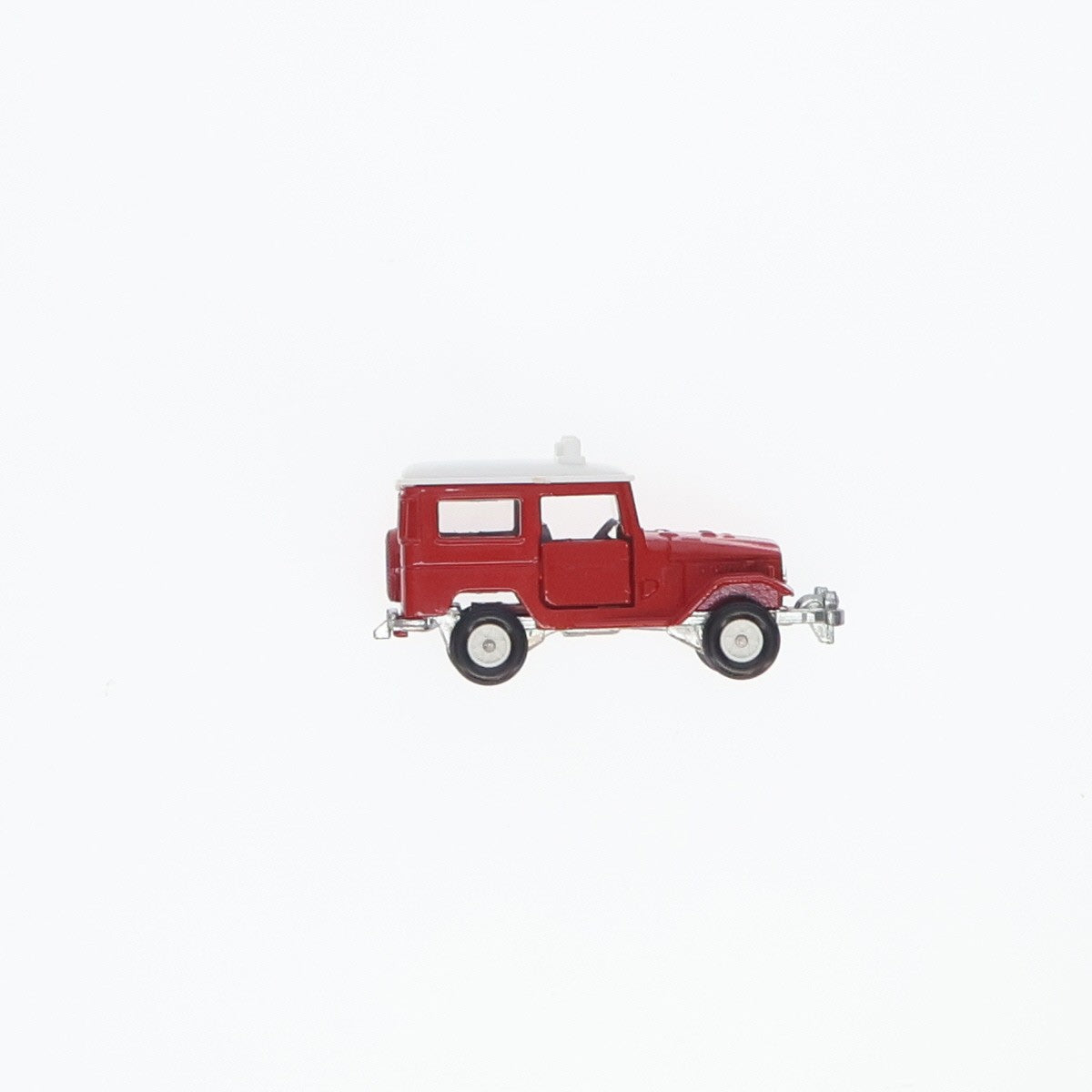 【中古即納】[MDL] トミカ No.2 1/60 トヨタ ランドクルーザー(レッド×ホワイト/黒箱/12Cホイール/日本製) 完成品 ミニカー トミー(19750528)