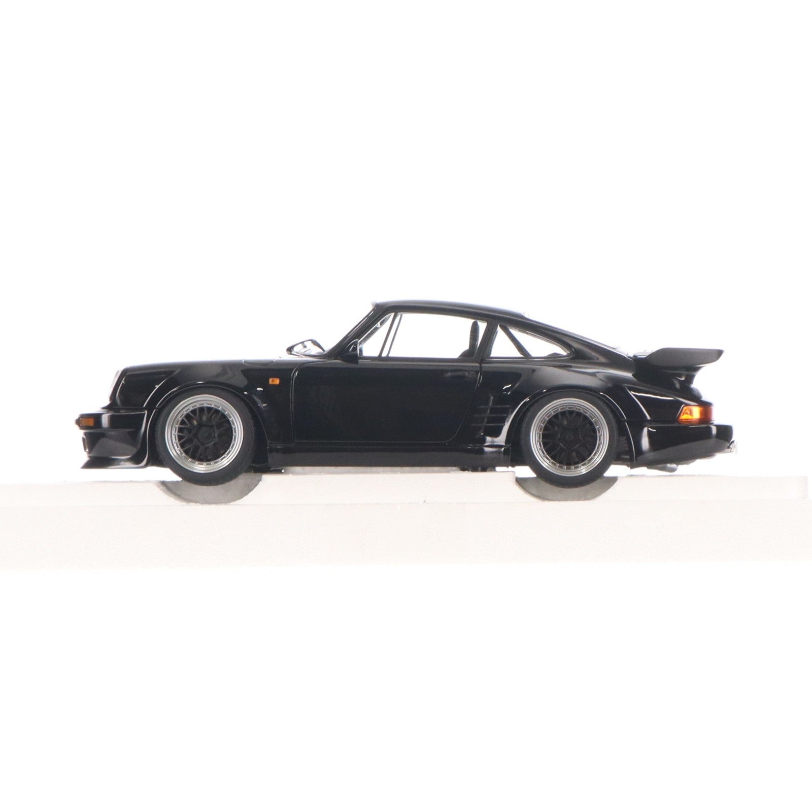 【中古即納】[MDL] 1/18 ポルシェ 911 930 ターボ ブラックバード 湾岸ミッドナイト 完成品 ミニカー(78156) AUTOart(オートアート)(20170128)