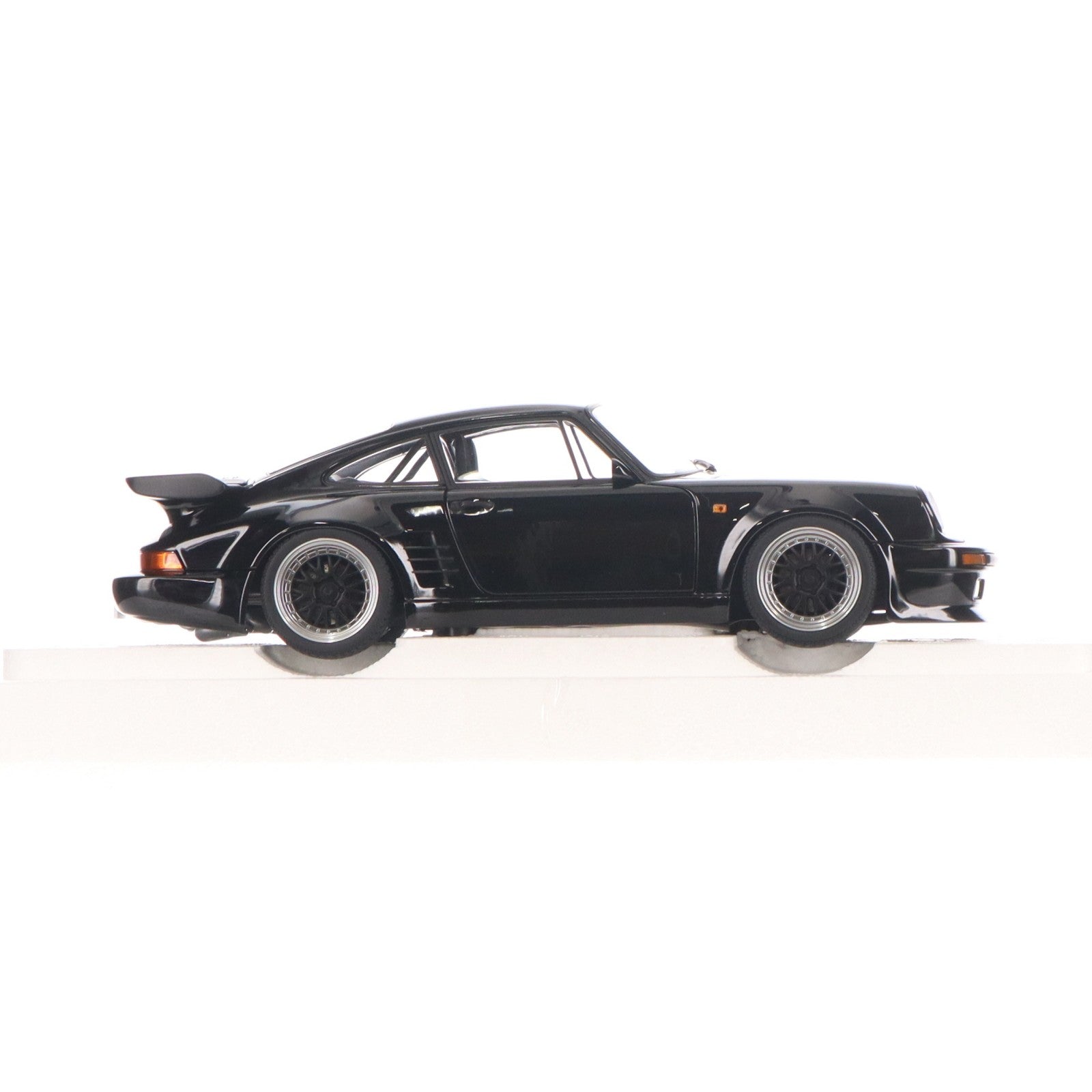 【中古即納】[MDL] 1/18 ポルシェ 911 930 ターボ ブラックバード 湾岸ミッドナイト 完成品 ミニカー(78156) AUTOart(オートアート)(20170128)