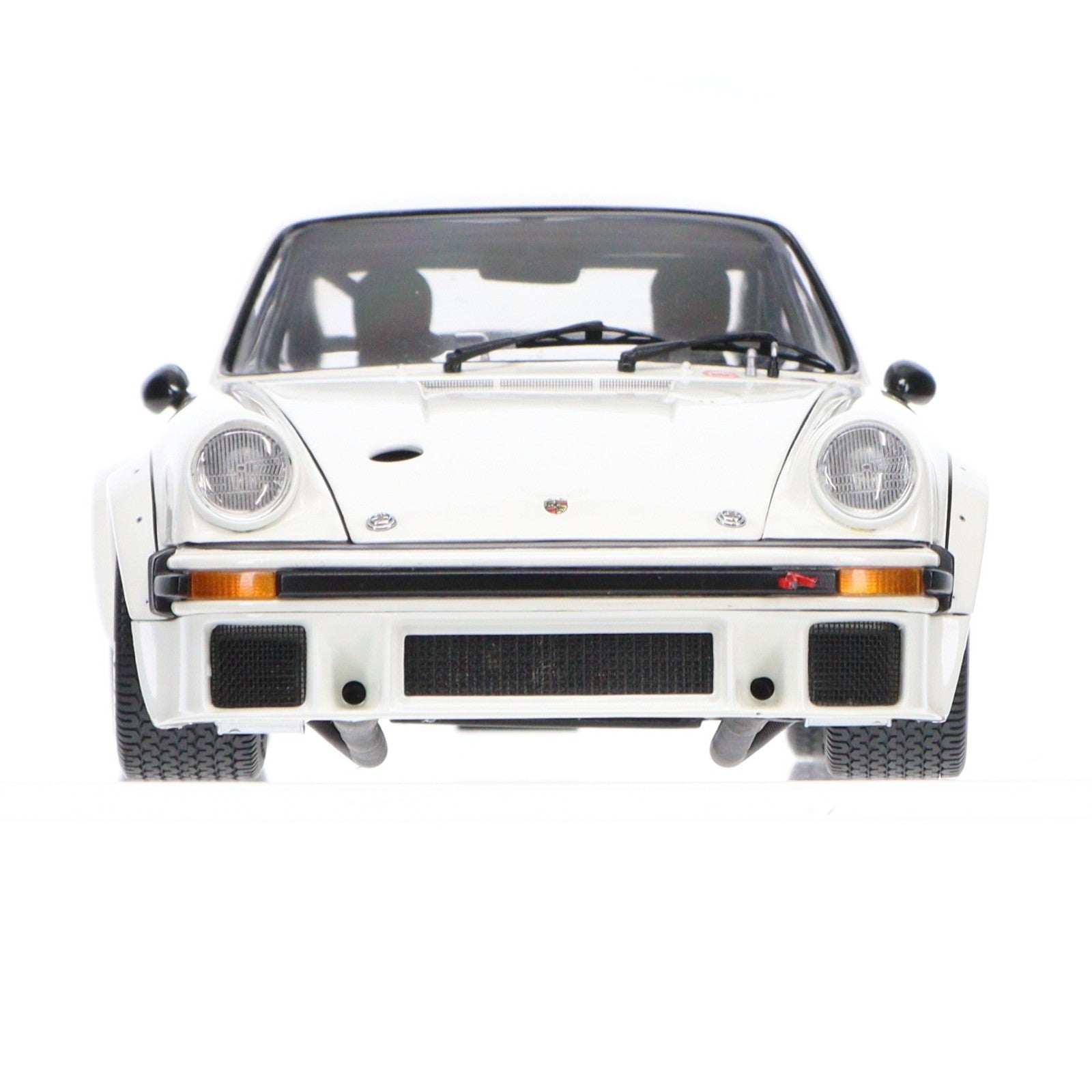 【中古即納】[MDL] RACING LEGENDS 1/18 PORSCHE 934RSR 1976 Works Prototype (Authentic Porsche White) 完成品 ミニカー(RLG18090) EXOTO(20010101)