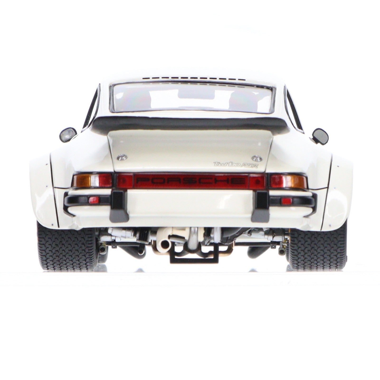 【中古即納】[MDL] RACING LEGENDS 1/18 PORSCHE 934RSR 1976 Works Prototype (Authentic Porsche White) 完成品 ミニカー(RLG18090) EXOTO(20010101)