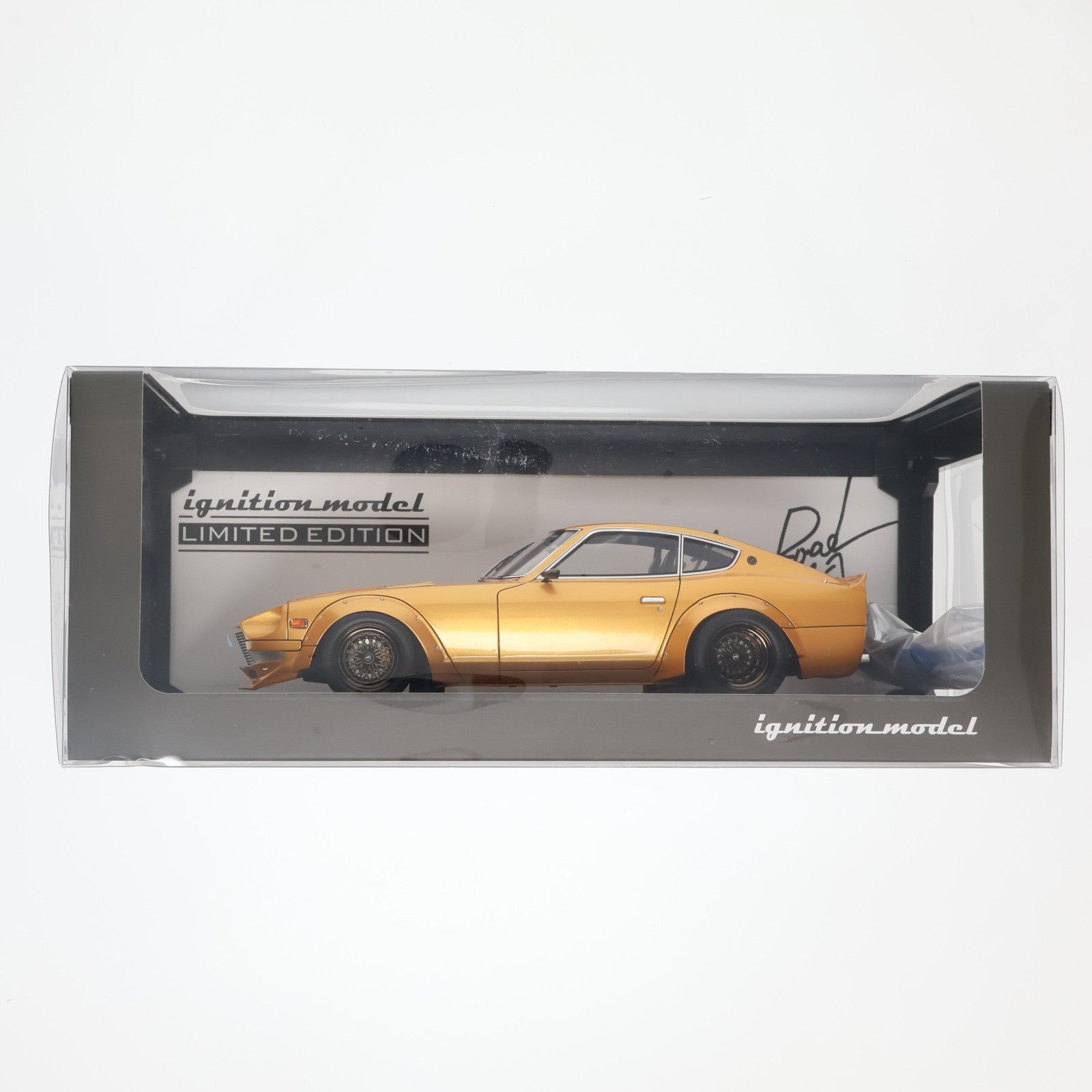 【中古即納】[MDL] 1/18 Nissan Fairlady(フェアレディ) Z(S30) STAR ROAD Yellow Metallic(スターロード イエローメタリック) With Mr. Inoue 完成品 ミニカー(IG3109) ignition model(イグニッションモデル)(20250131)