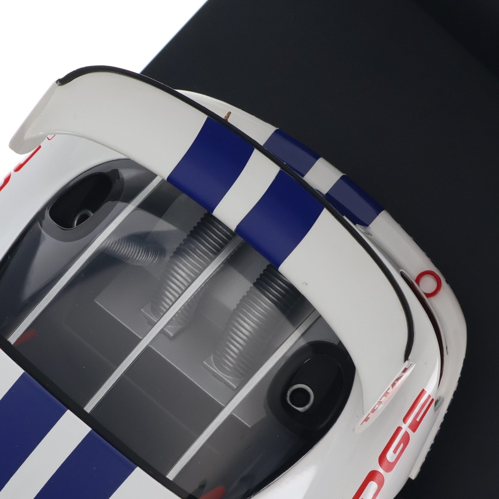 【中古即納】[MDL] 1/18 ダッジ バイパー GTS-R セブリング 1997 Cica #52(ホワイト×ブルー) 完成品 ミニカー(89722)(海外流通版) AUTOart(オートアート)(19991231)