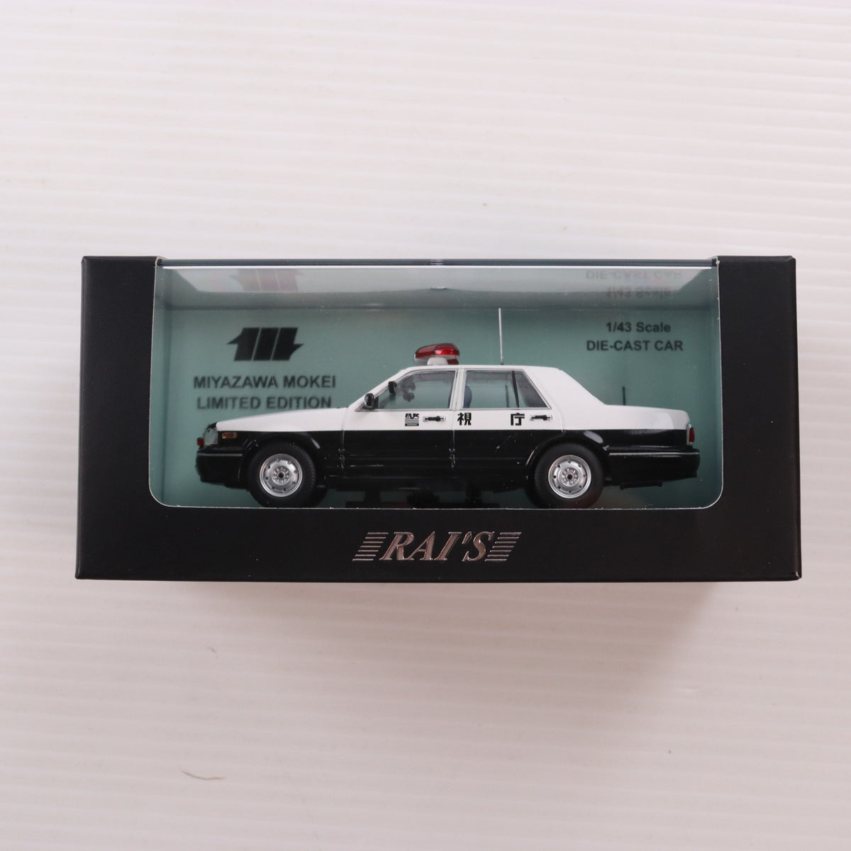 【中古即納】[MDL] 宮沢模型流通限定 1/43 ニッサン セドリック YPY31 2002 警視庁交通部交通機動隊車両 1交1(ホワイト×ブラック) 完成品 ミニカー(HL430202) RAI'S(レイズ)(20130520)