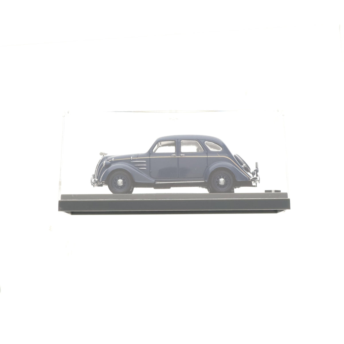 【中古即納】[MDL] Museum Collection 1/43 トヨタ AA型 セダン 1936(ブルー) 完成品 ミニカー(03084B) 京商(20020731)