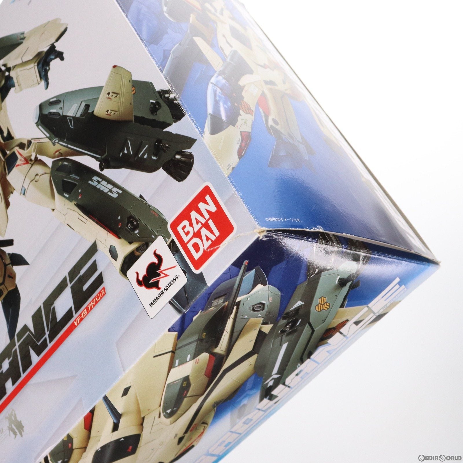 【中古即納】[TOY]DX超合金 VF-19ADVANCE(アドバンス) 劇場版マクロスF ～サヨナラノツバサ～ 完成トイ バンダイ(20150630)