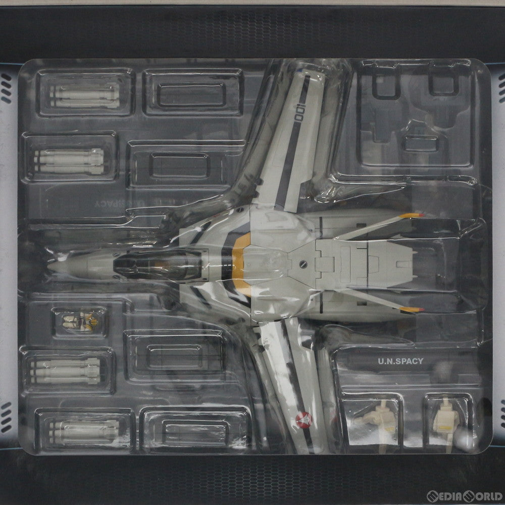 【中古即納】[TOY]完全変形 1/60 VF-1S+スーパー&ストライクパーツ ロイ・フォッカー機 超時空要塞マクロス 愛・おぼえていますか 完成トイ YAMATO(やまと)(20080719)