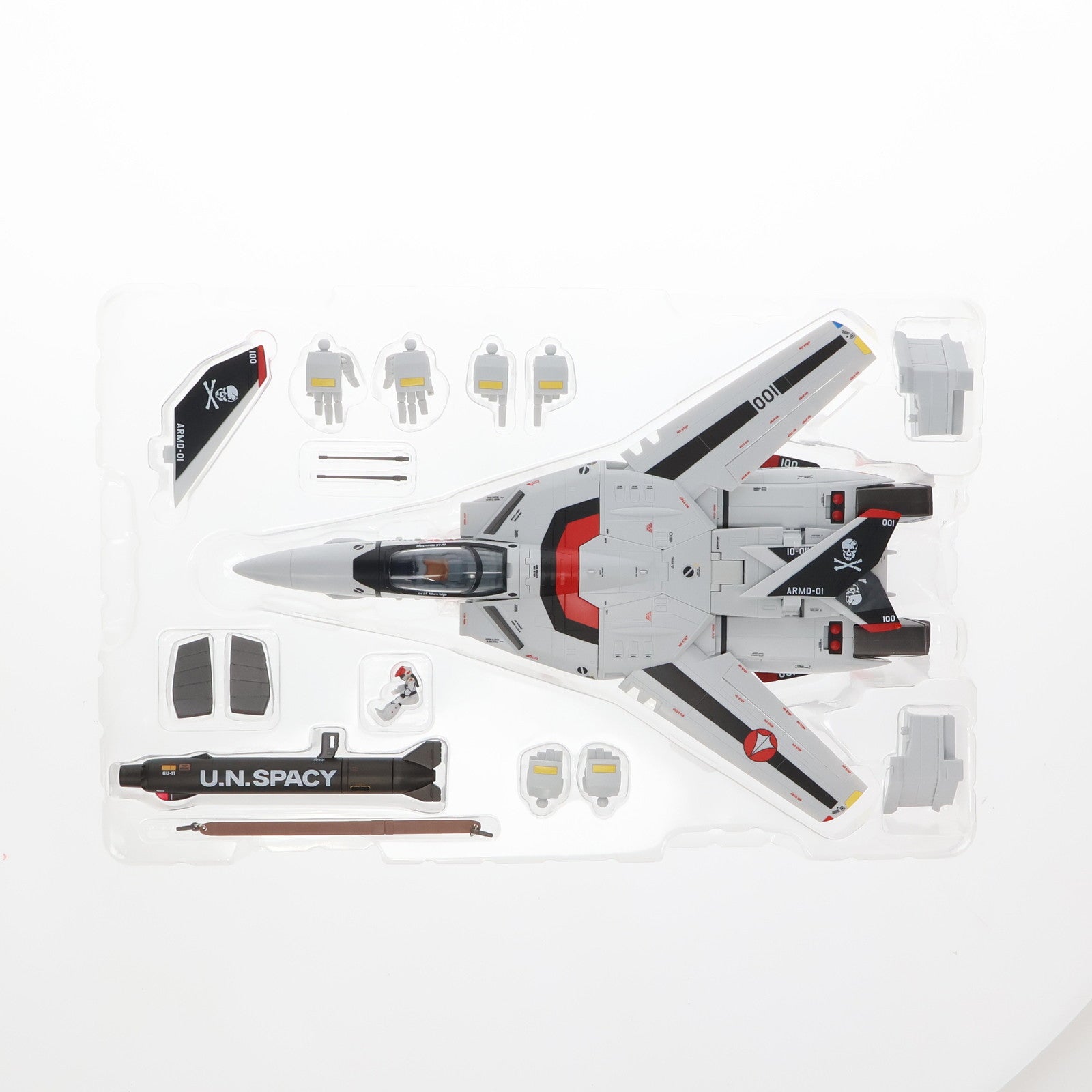 【中古即納】[TOY]魂ウェブ商店限定 DX超合金 劇場版 VF-1S ストライクバルキリー(一条輝機) メカニックエディション 劇場版 超時空要塞マクロス 愛・おぼえていますか 完成トイ バンダイ(20231114)