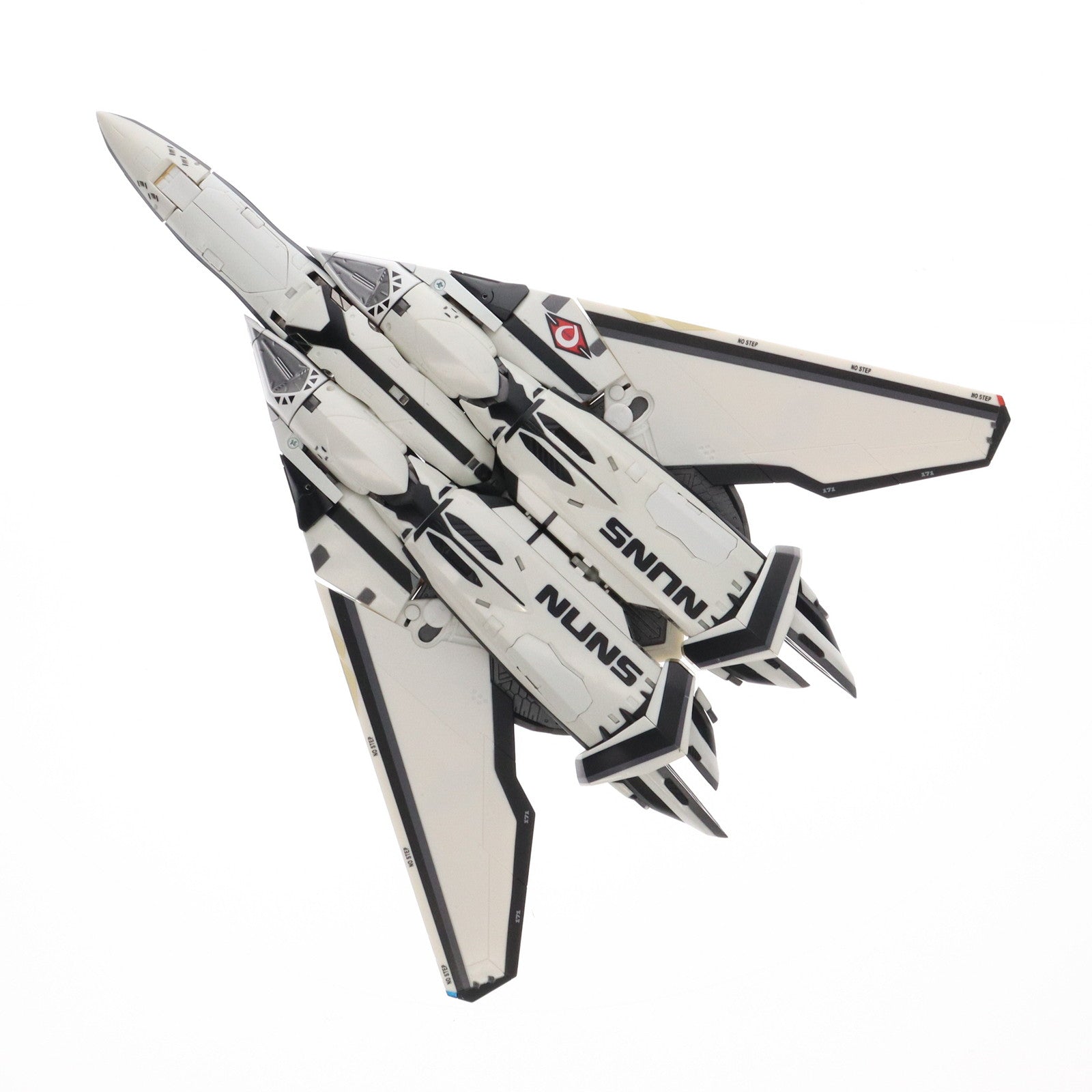 【中古即納】[TOY] 魂ウェブ商店限定 DX超合金 VF-171EX ナイトメアプラスEX(マルヤマ機) アーマードパーツセット マクロスF(フロンティア) 完成トイ バンダイ(20150630)