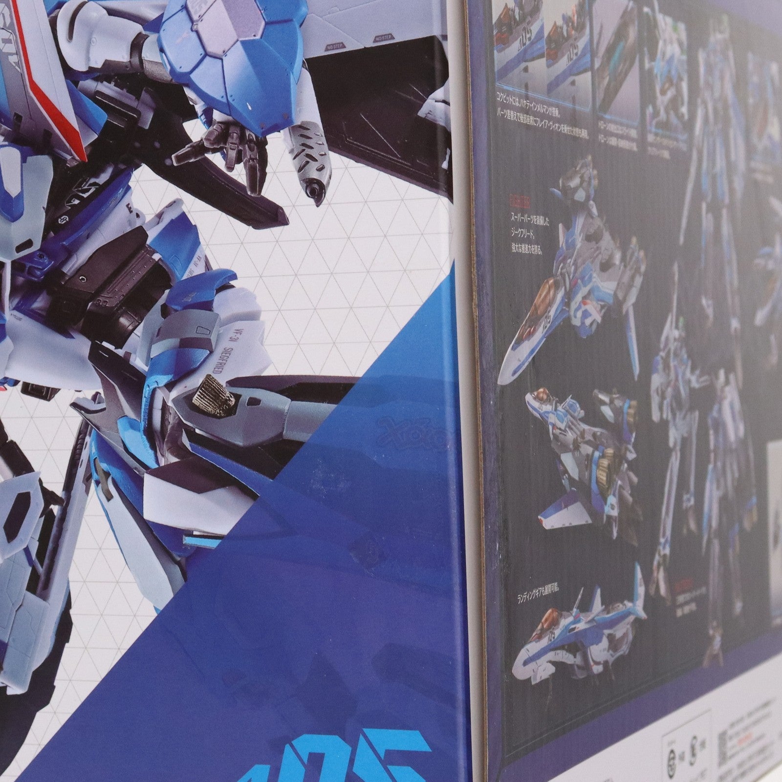 【中古即納】[TOY] DX超合金 VF-31J スーパージークフリード(ハヤテ・インメルマン機) リバイバルVer. マクロスΔ(デルタ) 完成トイ バンダイスピリッツ(20240921)