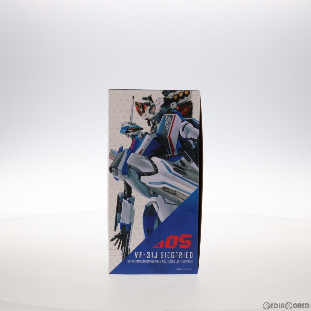 【中古即納】[TOY] DX超合金 劇場版VF-31Jジークフリード(ハヤテ・インメルマン機)【フォールドプロジェクションユニット装備】 劇場版マクロスΔ(デルタ) 絶対LIVE!!!!!! 完成トイ バンダイスピリッツ(20211023)