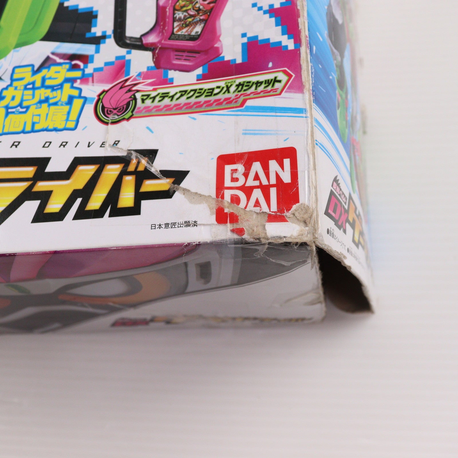 【中古即納】[TOY] 変身ベルト DXゲーマドライバー 仮面ライダーエグゼイド 完成トイ バンダイ(20161001)