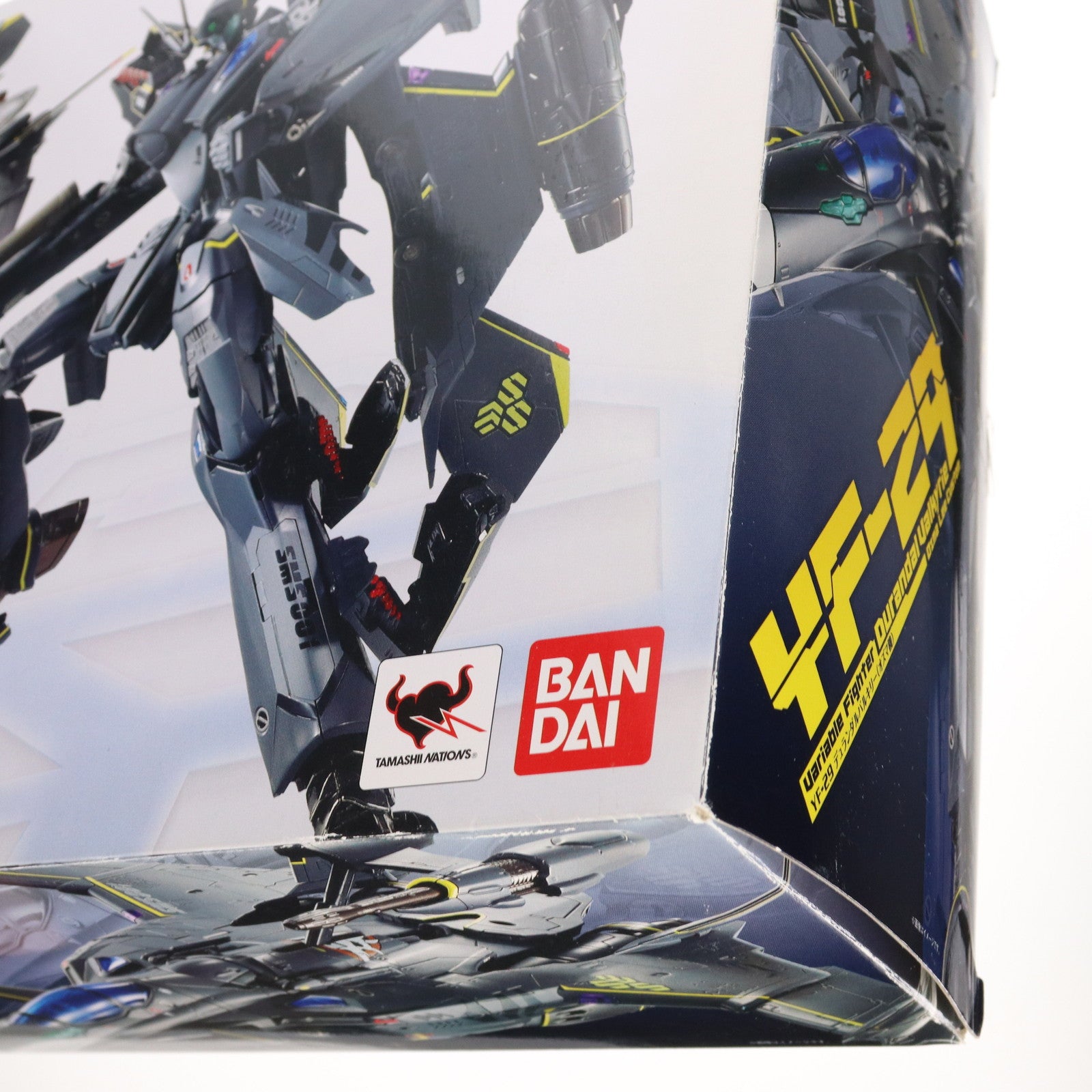 【中古即納】[TOY] DX超合金 YF-29 デュランダルバルキリー(オズマ機) マクロス30 銀河を繋ぐ歌声 完成トイ バンダイ(20140510)