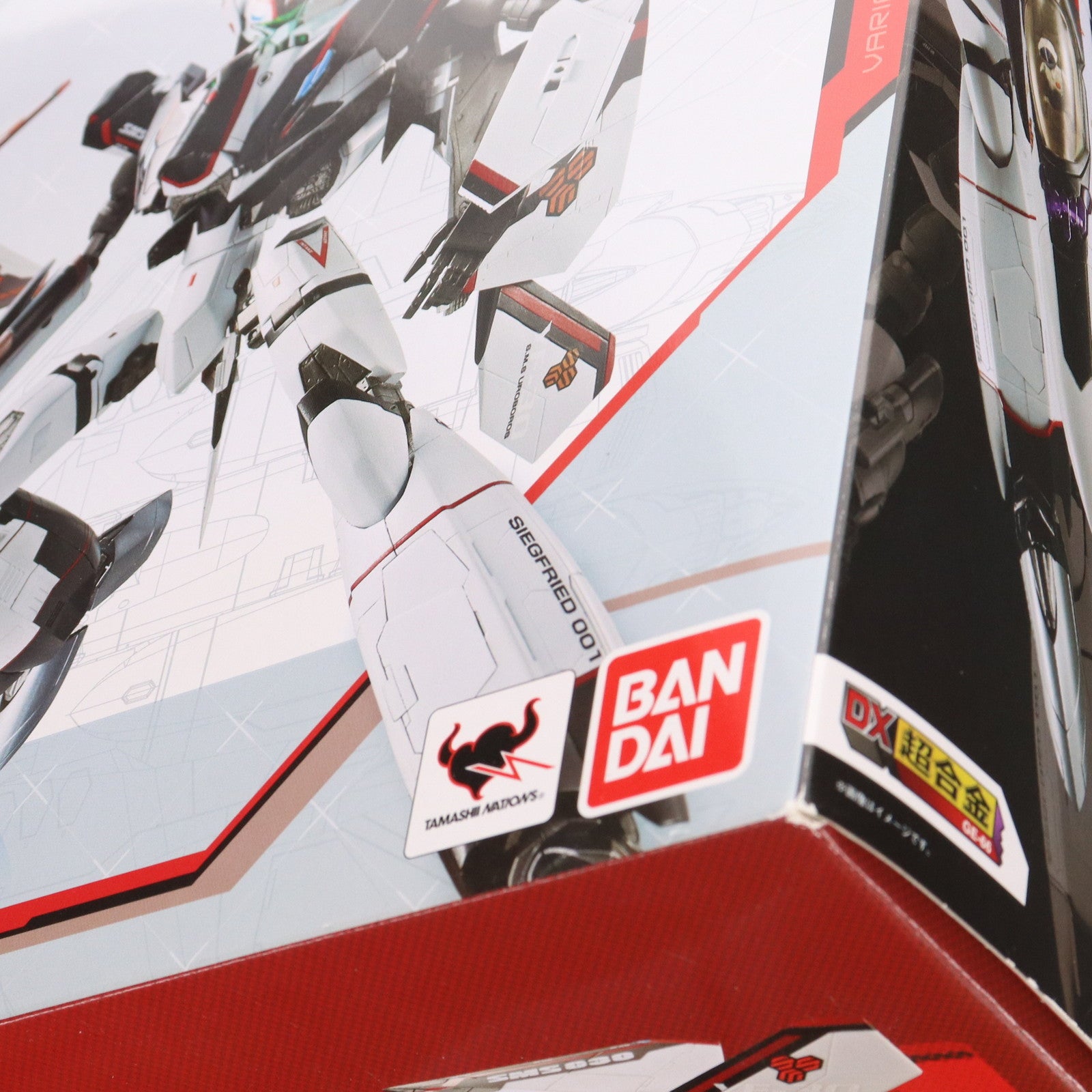 【中古即納】[TOY] DX超合金 YF-30 クロノス マクロス30 銀河を繋ぐ歌声 完成トイ バンダイ(20140809)