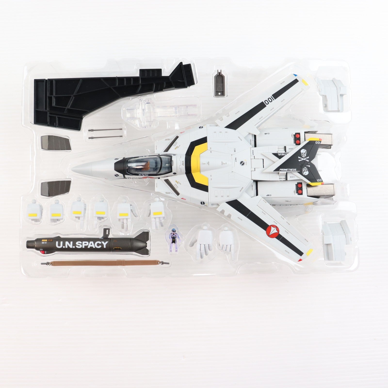 【中古即納】[TOY] DX超合金 初回限定版 VF-1Sバルキリー ロイ・フォッカースペシャル 超時空要塞マクロス 完成トイ バンダイスピリッツ(20201128)
