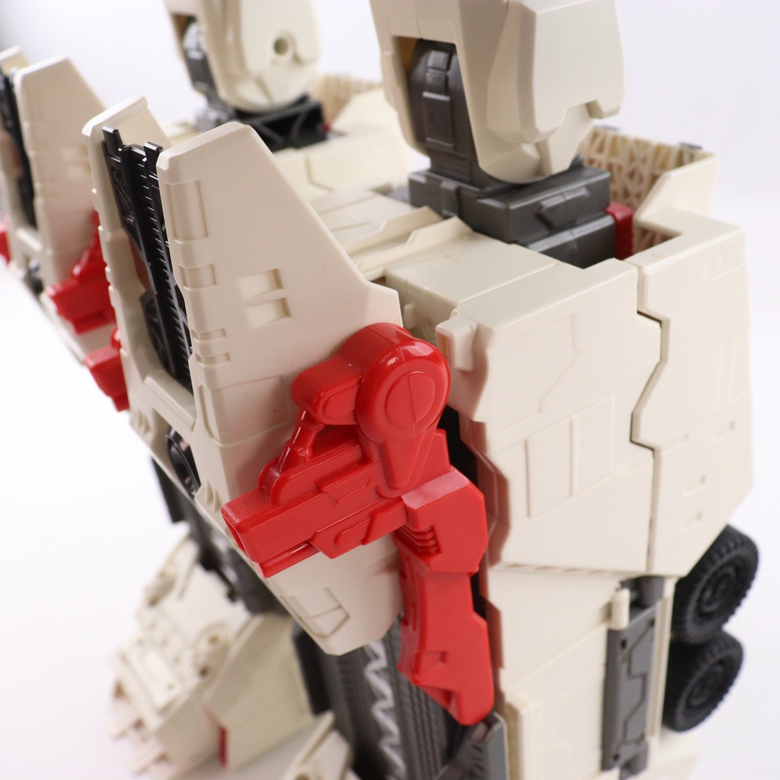【中古即納】[TOY] トランスフォーマー ジェネレーションズ TG-23 メトロプレックス 完成トイ タカラトミー(20130928)