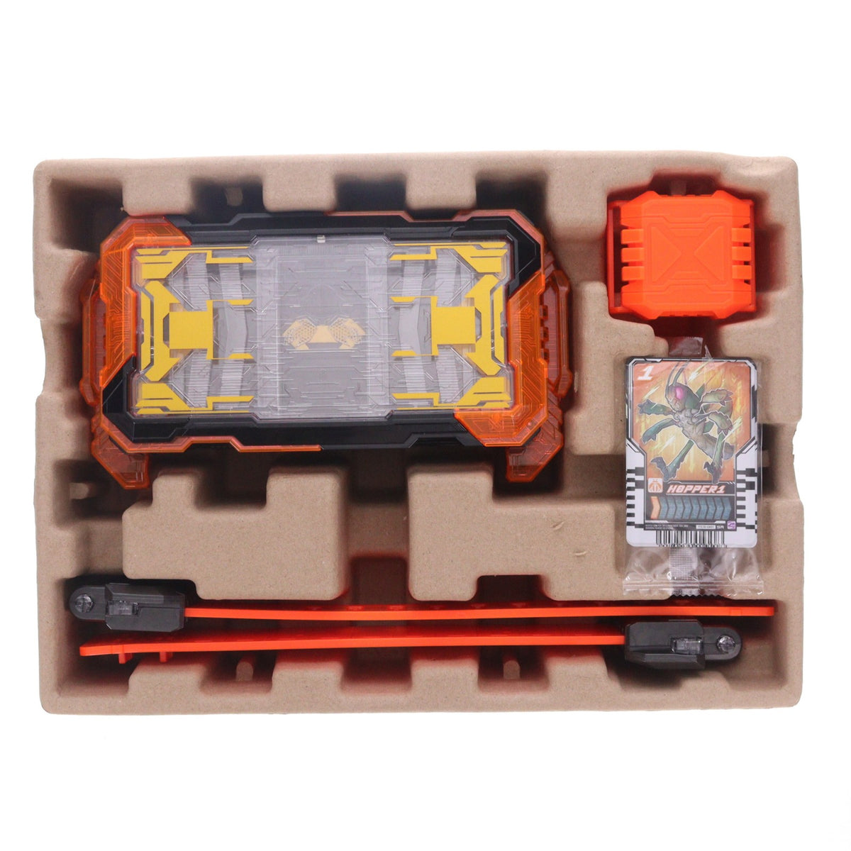 【中古即納】[TOY] プレミアムバンダイ限定 PREMIUM DX メモリアルガッチャードライバー 仮面ライダーガッチャード 完成トイ バンダイ(20260829)