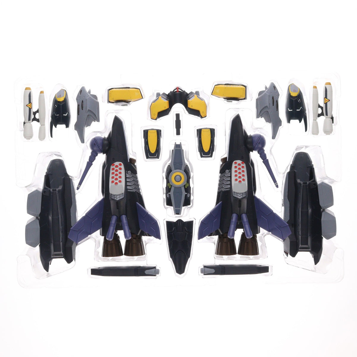【中古即納】[TOY] DX超合金 VF-25S アーマードメサイアバルキリー(オズマ・リー機)リバイバルVer. マクロスF(フロンティア) 完成トイ フィギュア バンダイ(20241130)