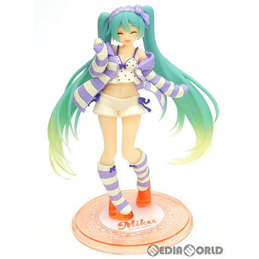 【中古即納】[FIG] タイトーオンラインクレーン限定 初音ミク(笑顔/パープル) フィギュア Costumes ルームウェア ver. キャラクター・ボーカル・シリーズ01 初音ミク プライズ タイトー(20201130)