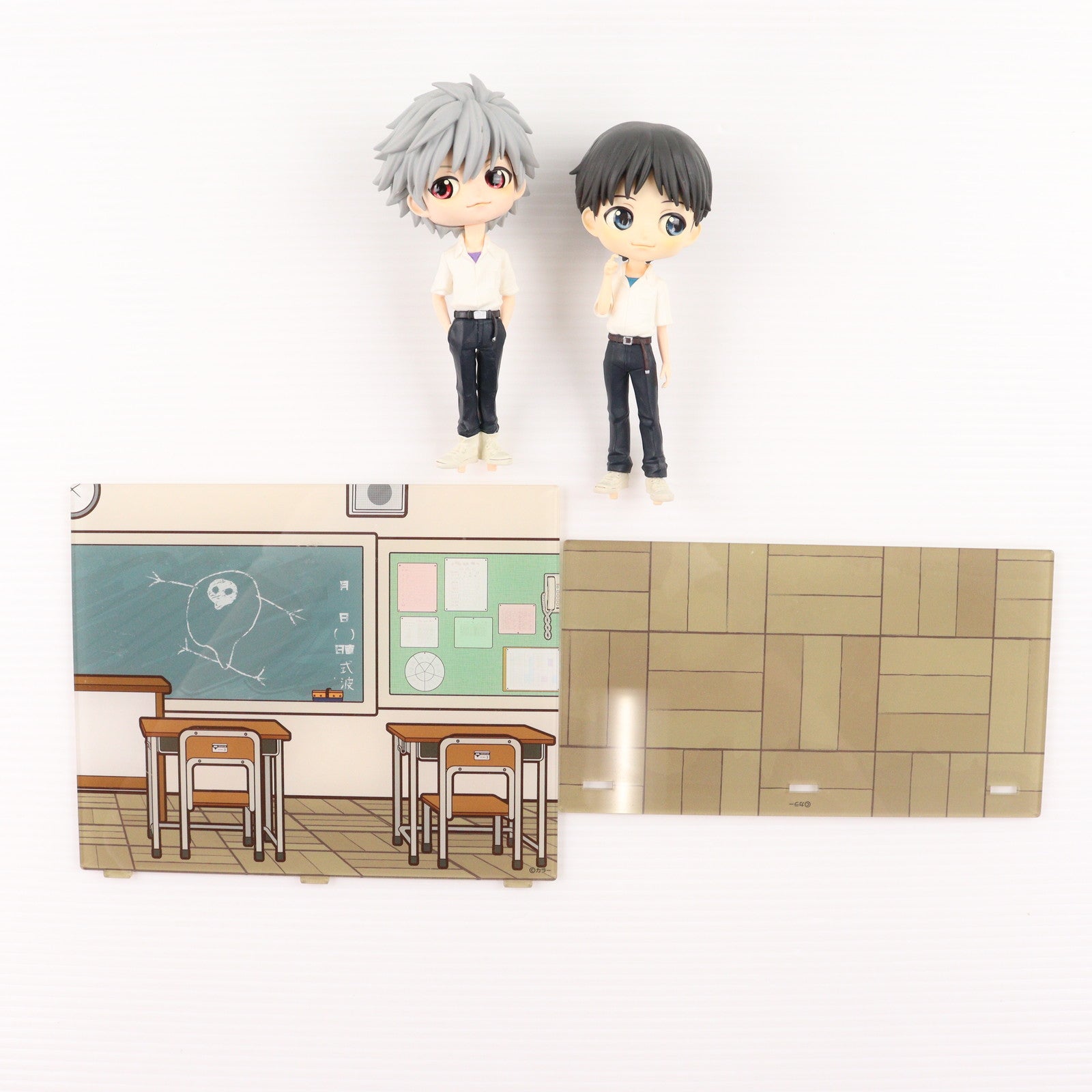 【中古即納】[FIG] EVANGELION STORE限定 碇シンジ&渚カヲル ヱヴァンゲリヲン新劇場版 Q posket EVANGELION STORE SPECIAL ver.(シンジ&カヲル) 特製アクリルジオラマ付 完成品 フィギュア バンダイスピリッツ(20200212)