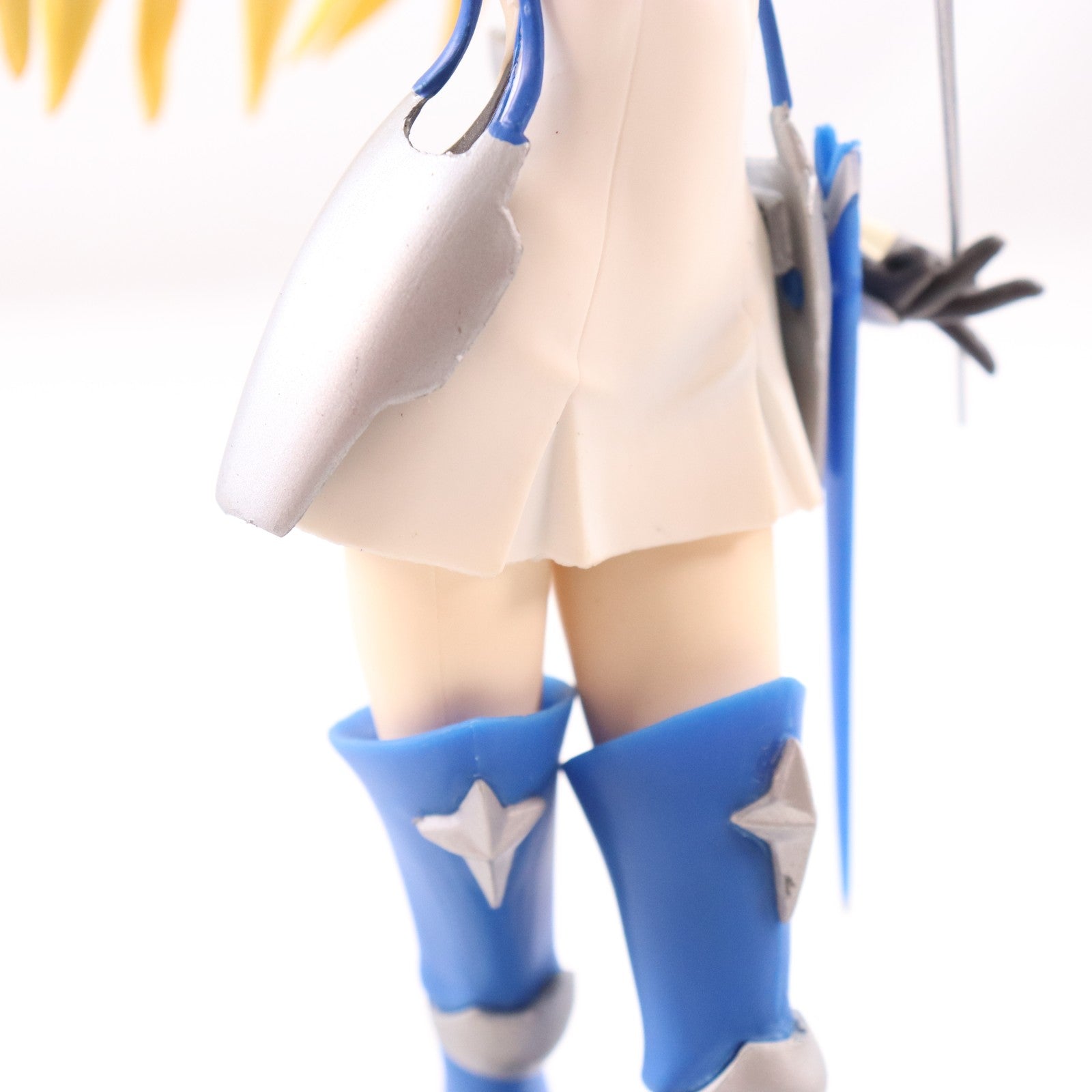 【中古即納】[FIG] アイズ・ヴァレンシュタイン ダンジョンに出会いを求めるのは間違っているだろうか ファミリア・ミィス スペシャルフィギュア～アイズ・ヴァレンシュタイン～ プライズ(AMU-PRZ6772) フリュー(20150930)