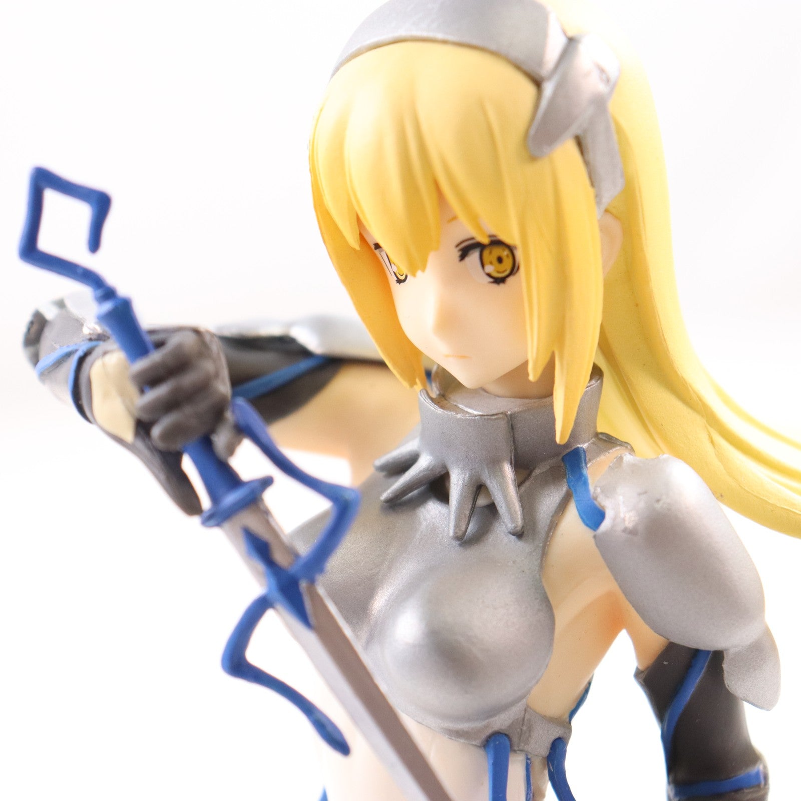 【中古即納】[FIG] アイズ・ヴァレンシュタイン ダンジョンに出会いを求めるのは間違っているだろうか ファミリア・ミィス スペシャルフィギュア～アイズ・ヴァレンシュタイン～ プライズ(AMU-PRZ6772) フリュー(20150930)