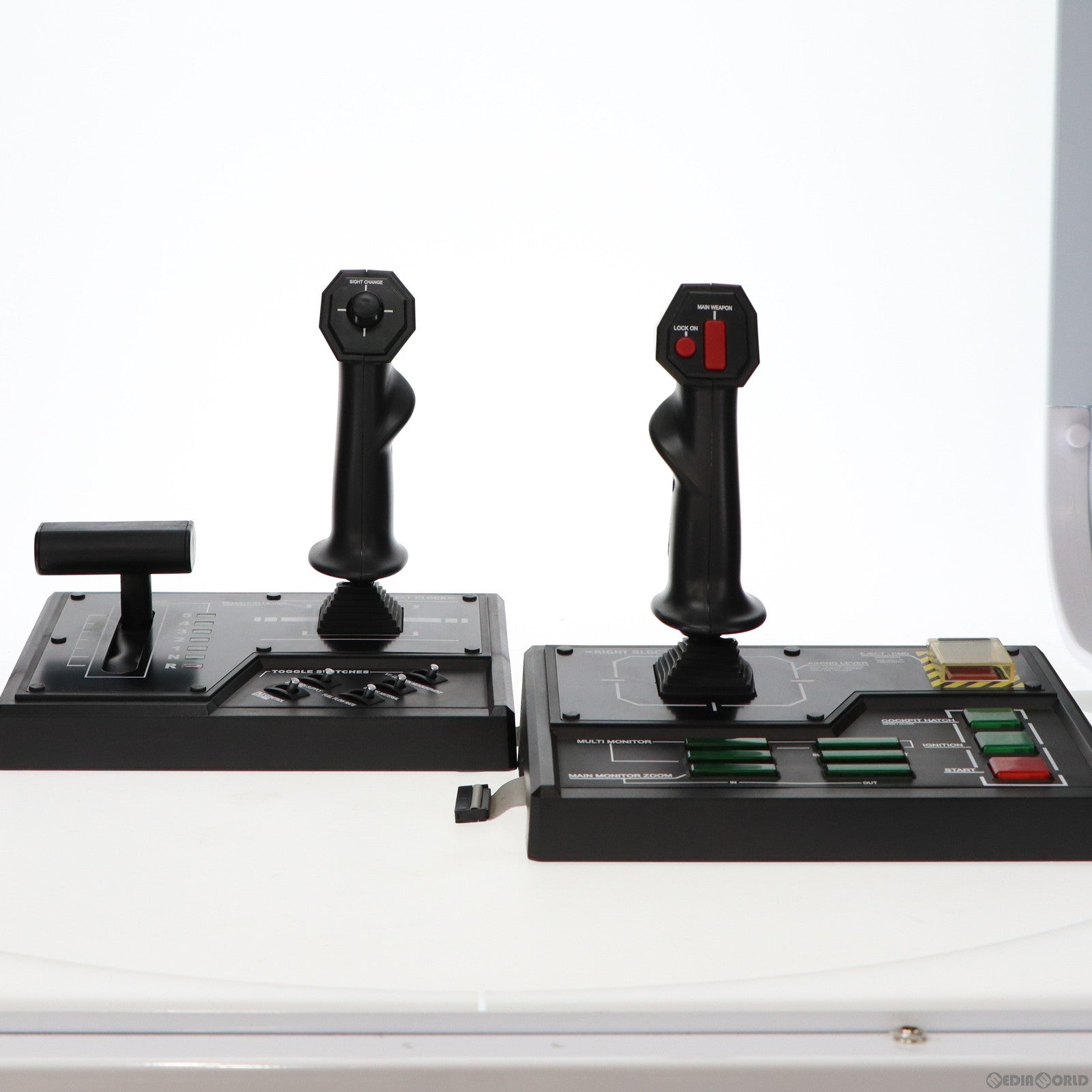 【中古即納】[表紙説明書なし][Xbox]鉄騎 専用コントローラ同梱 カプコン (20020912)